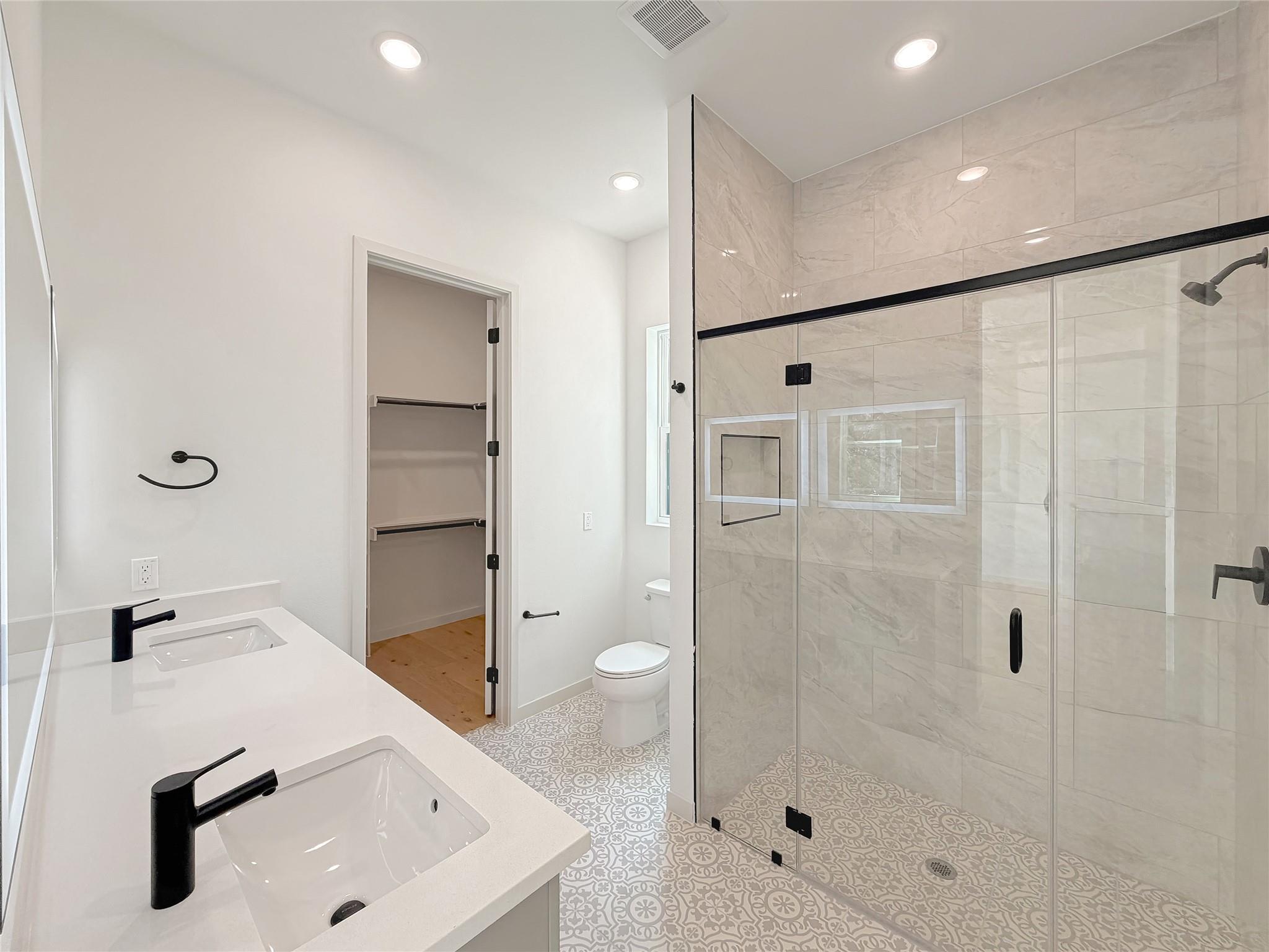 508 Sendera Valley, Canyon Lake, TX 78133