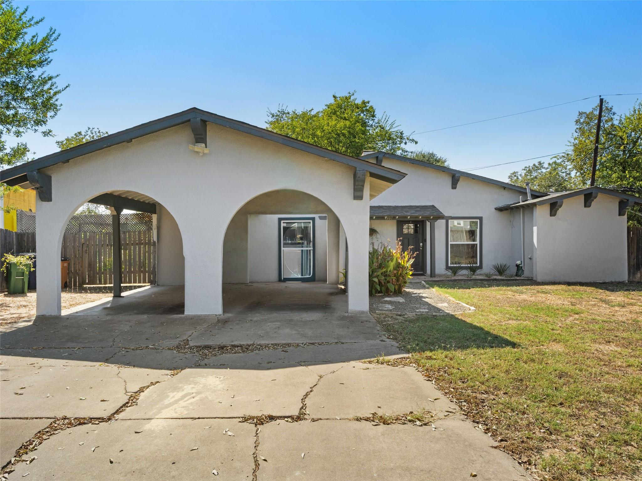 1307 E Saint Johns Ave # B, Austin, TX 78752