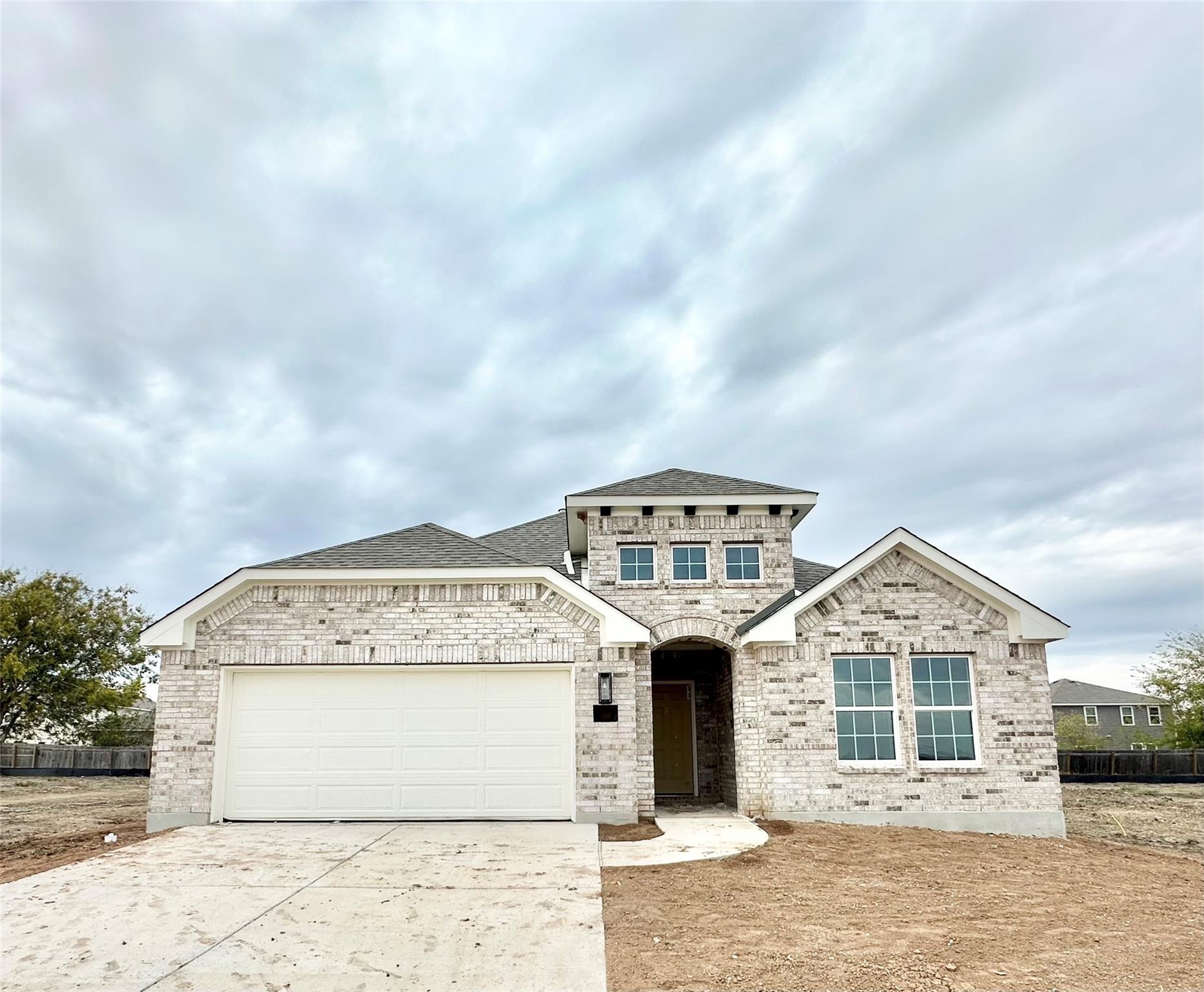 220 Oriole St, Kyle, TX 78640