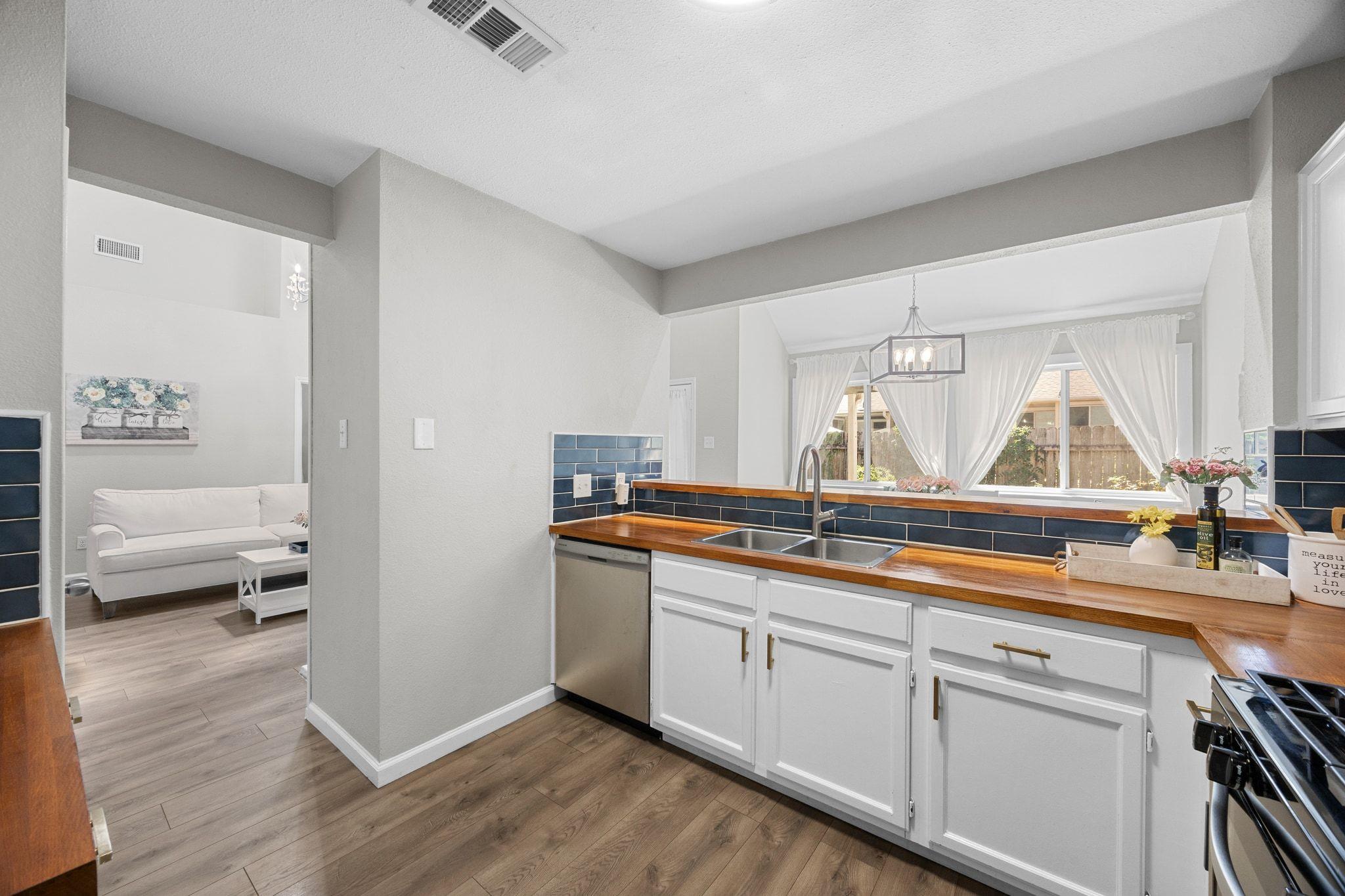 6305 Weeks Cv, Austin, TX 78727