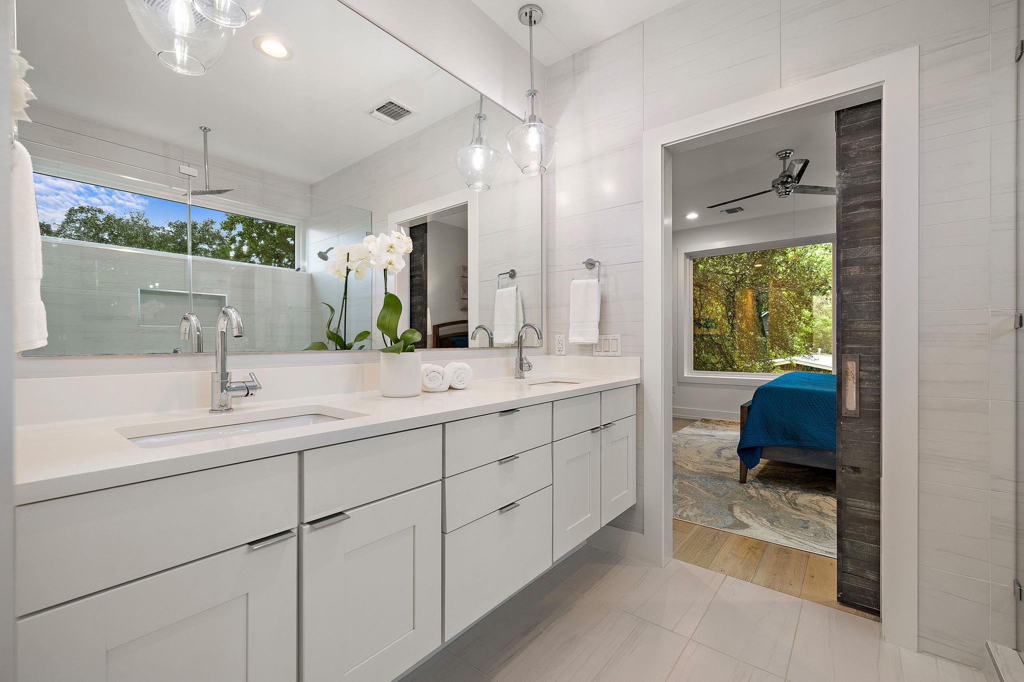 1310 Choquette Dr # B, Austin, TX 78757