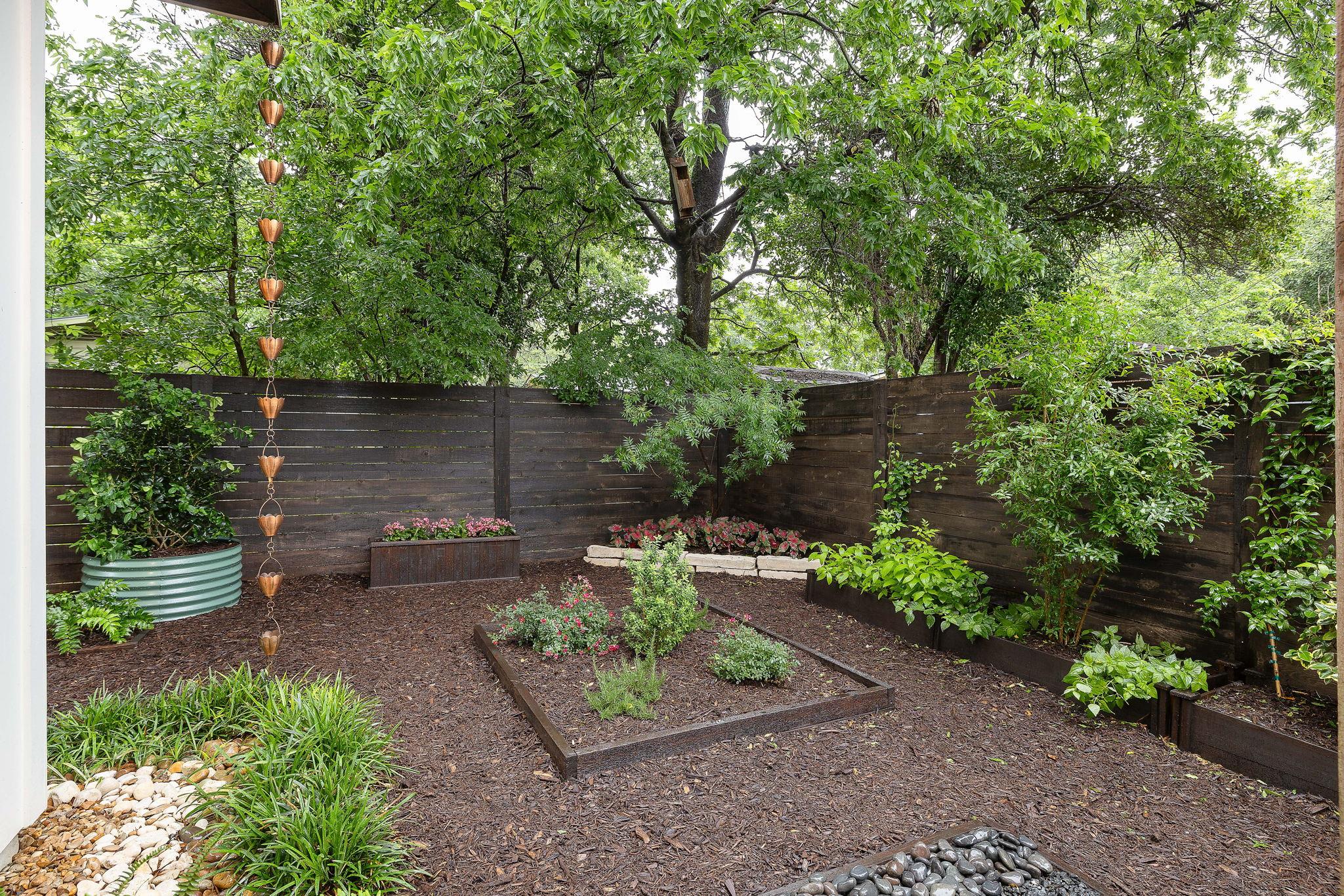 1310 Choquette Dr # B, Austin, TX 78757