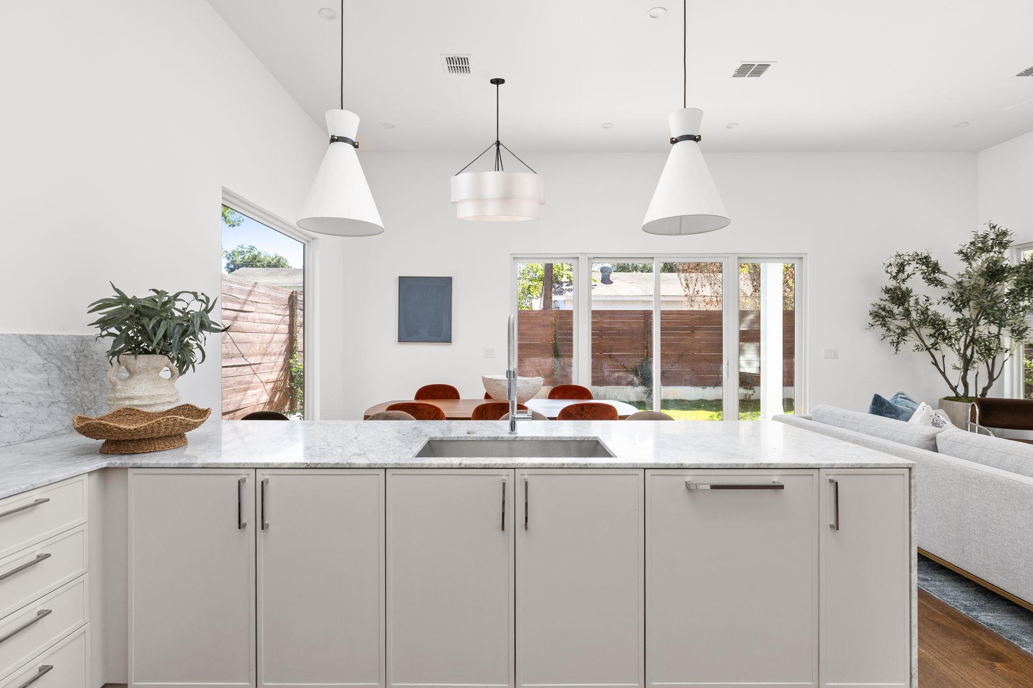 127 Frederick St, Austin, TX 78704