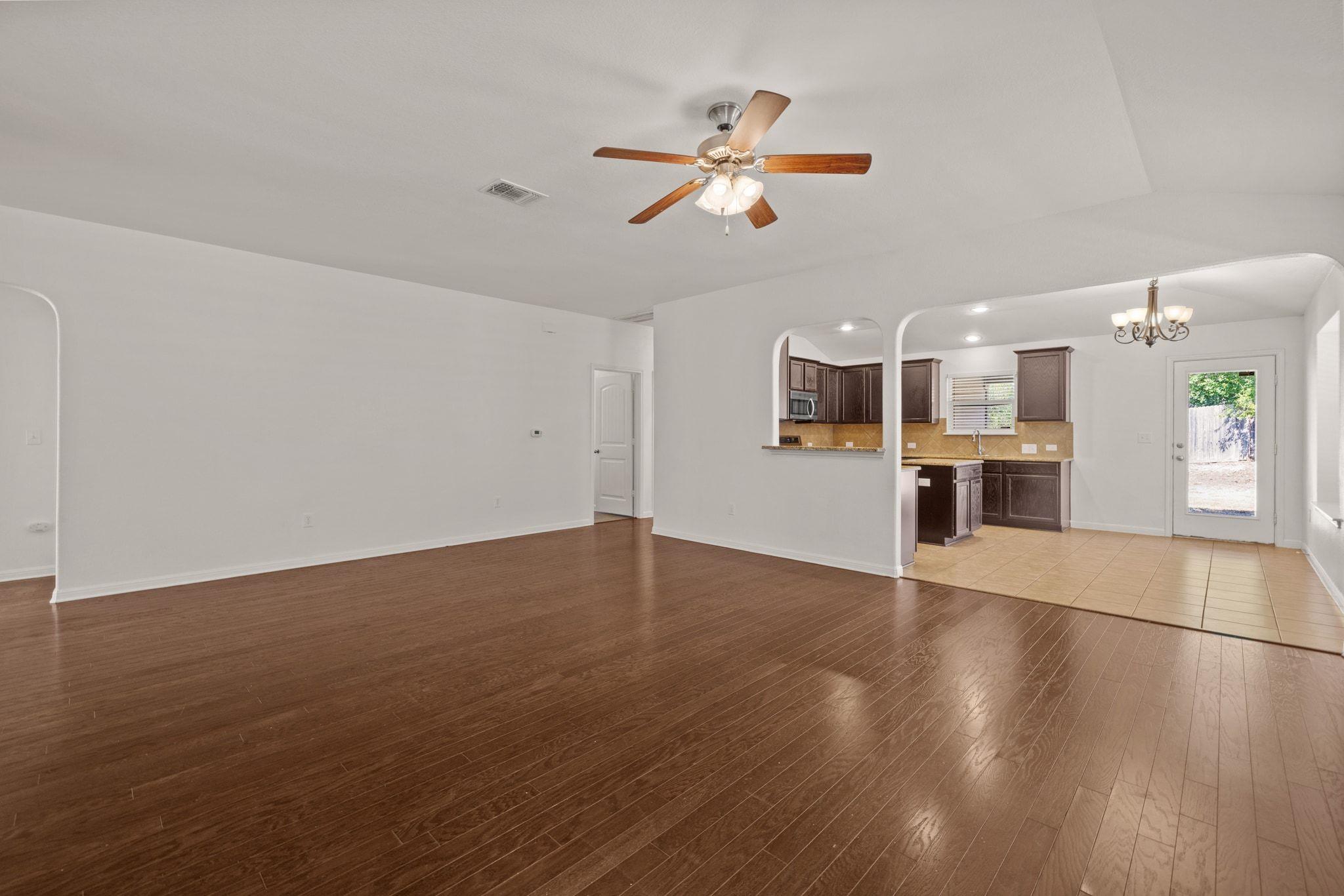 1408 Biscuit Dr, Austin, TX 78754