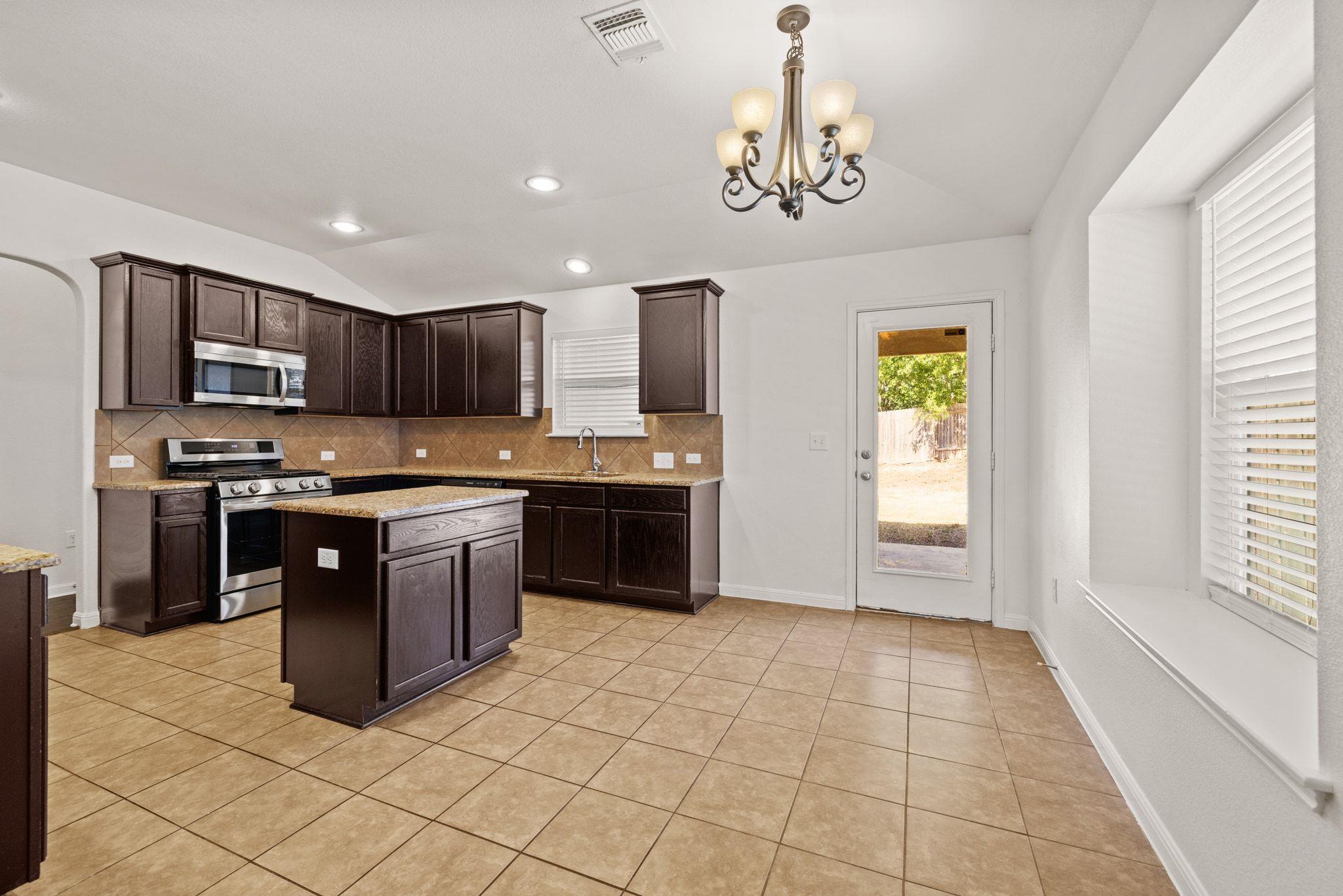 1408 Biscuit Dr, Austin, TX 78754