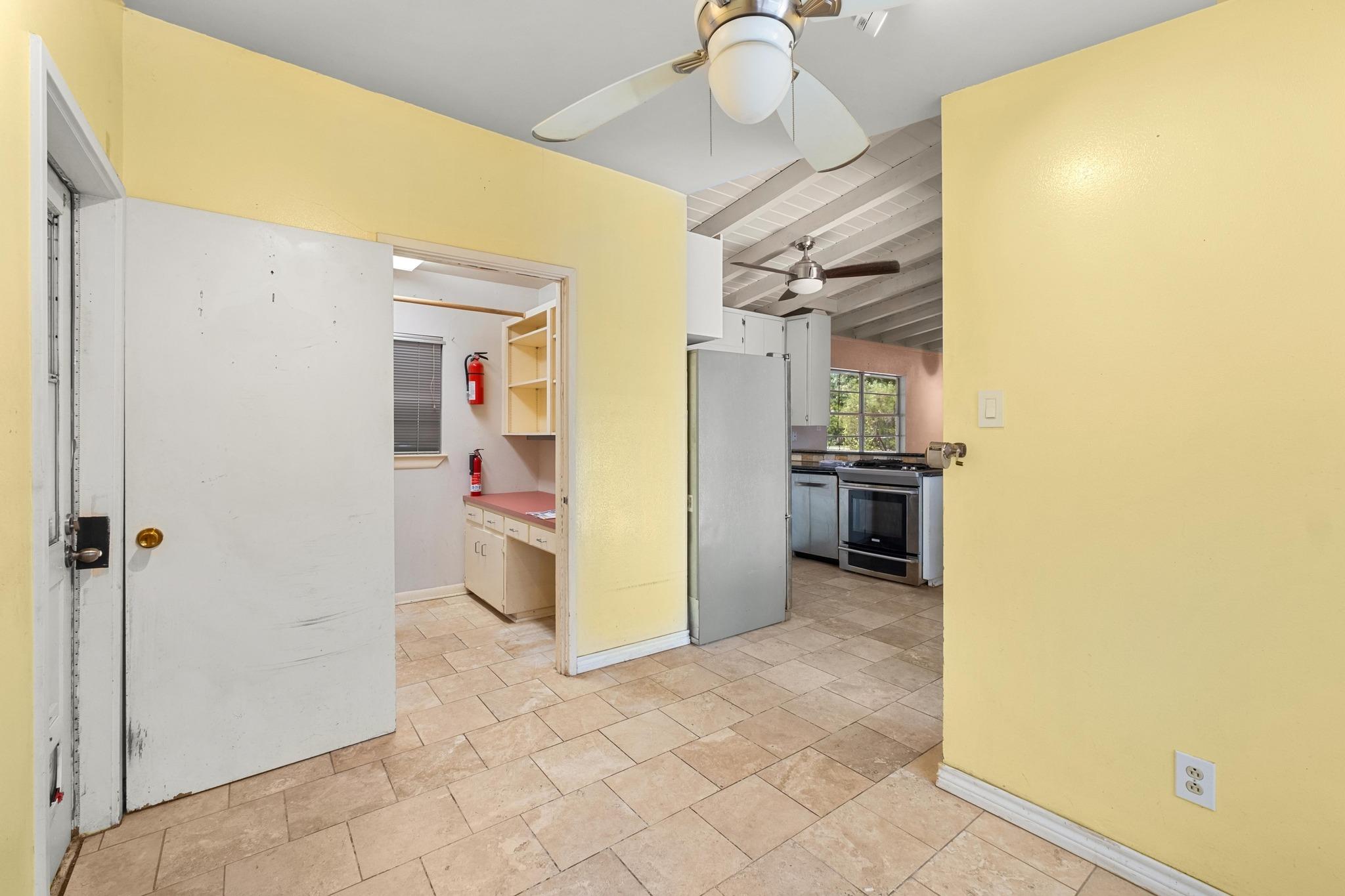 1821 Dexter St, Austin, TX 78704