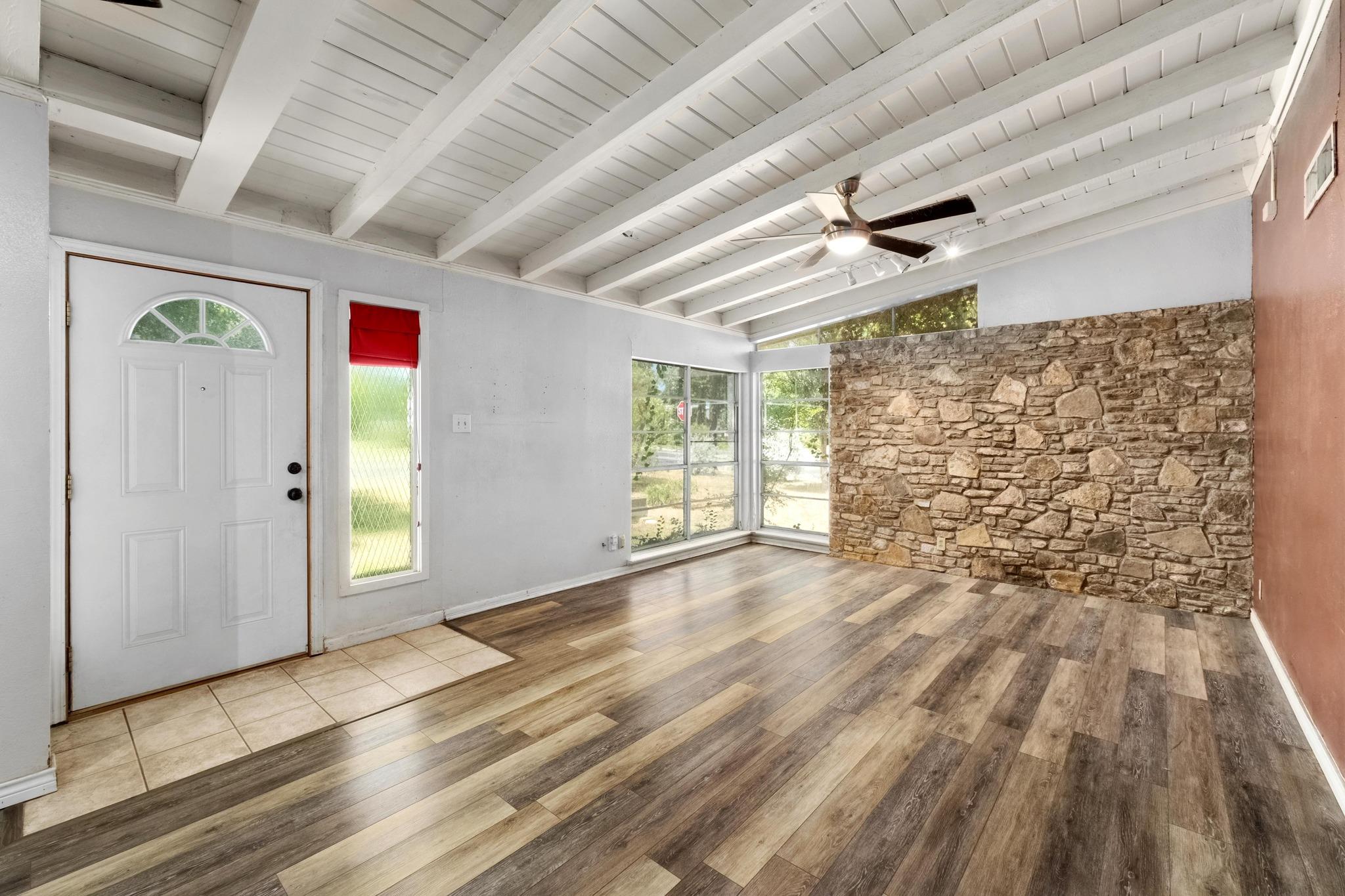 1821 Dexter St, Austin, TX 78704