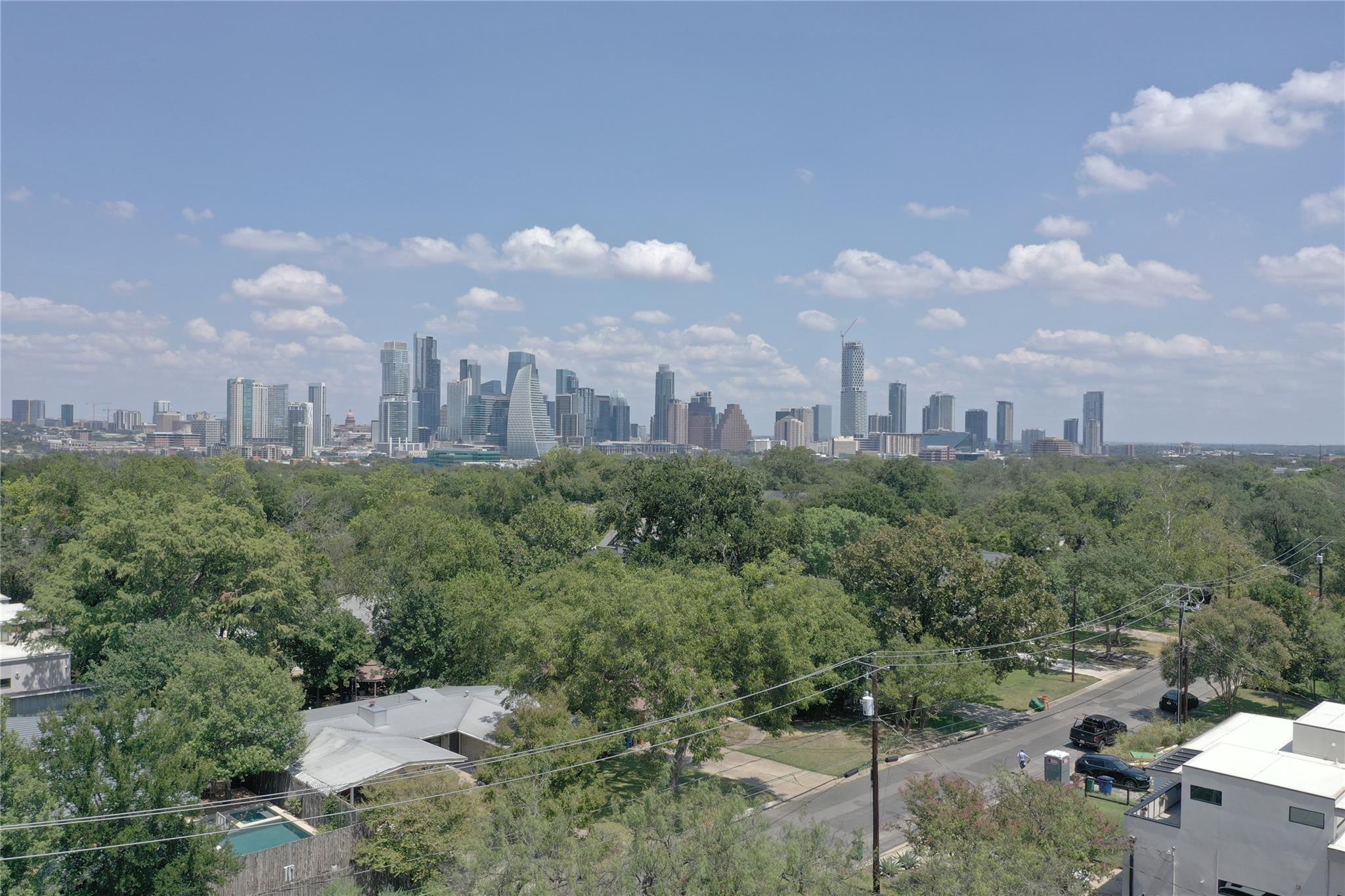 1821 Dexter St, Austin, TX 78704