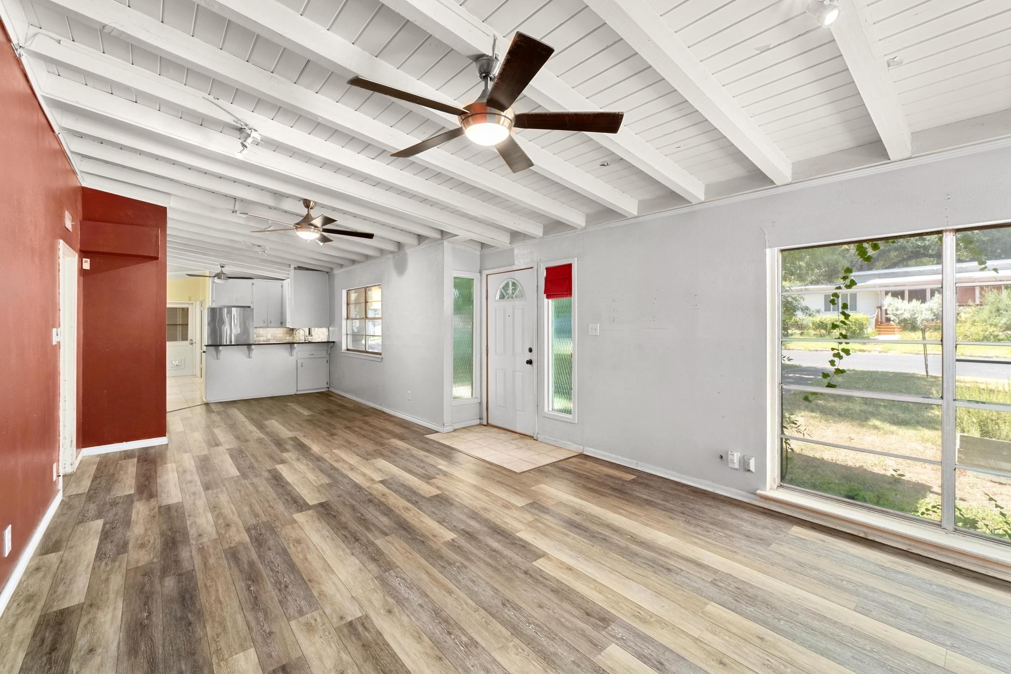 1821 Dexter St, Austin, TX 78704