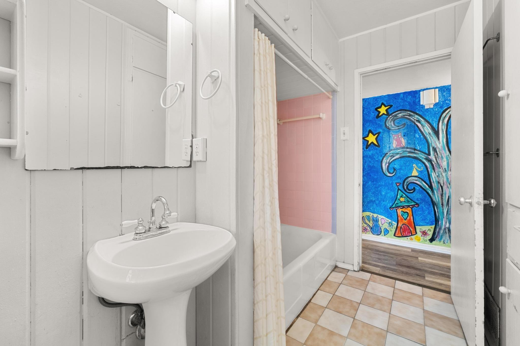 1821 Dexter St, Austin, TX 78704