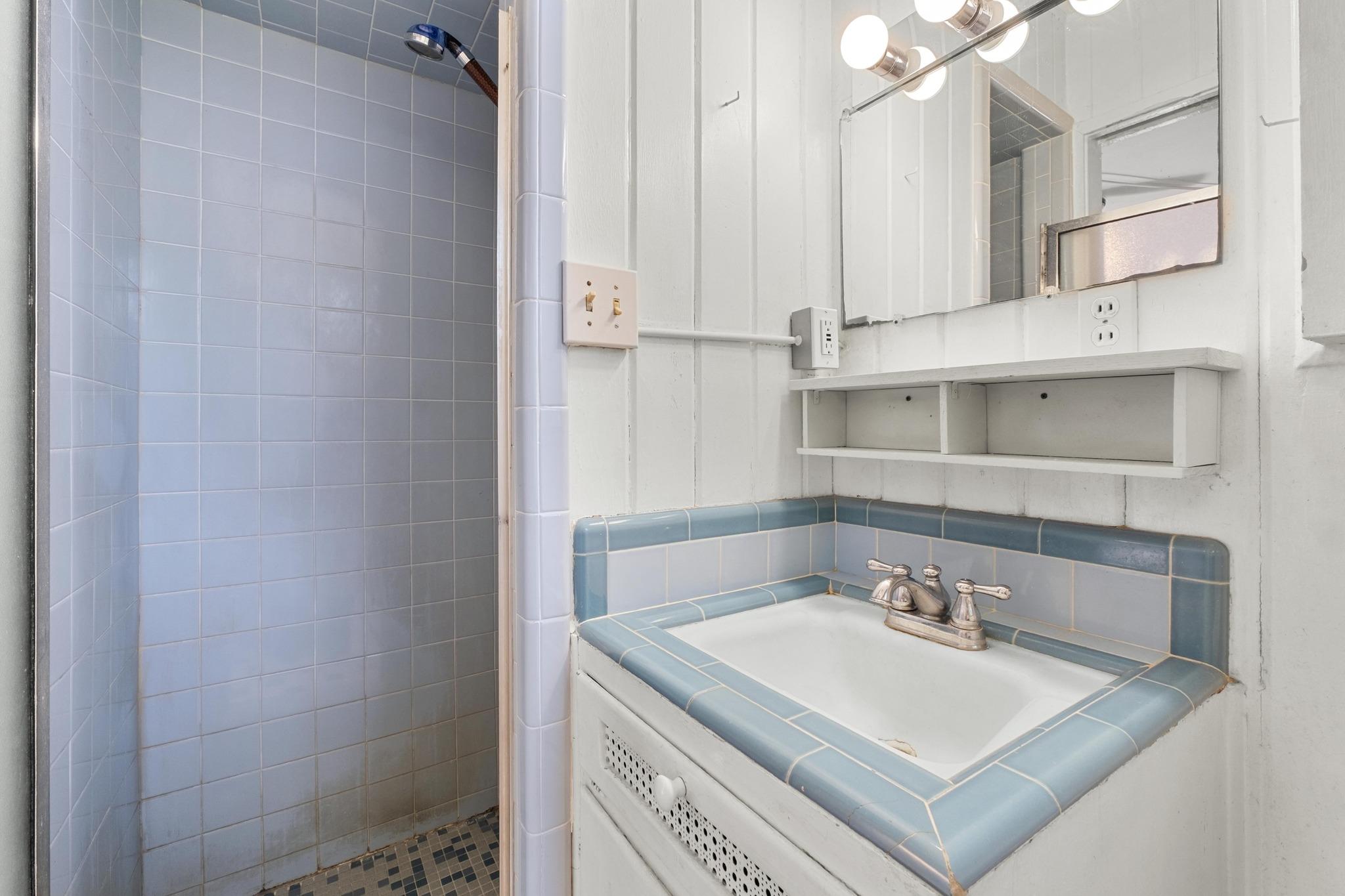 1821 Dexter St, Austin, TX 78704