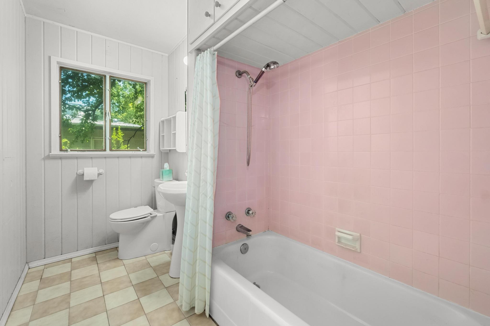 1821 Dexter St, Austin, TX 78704