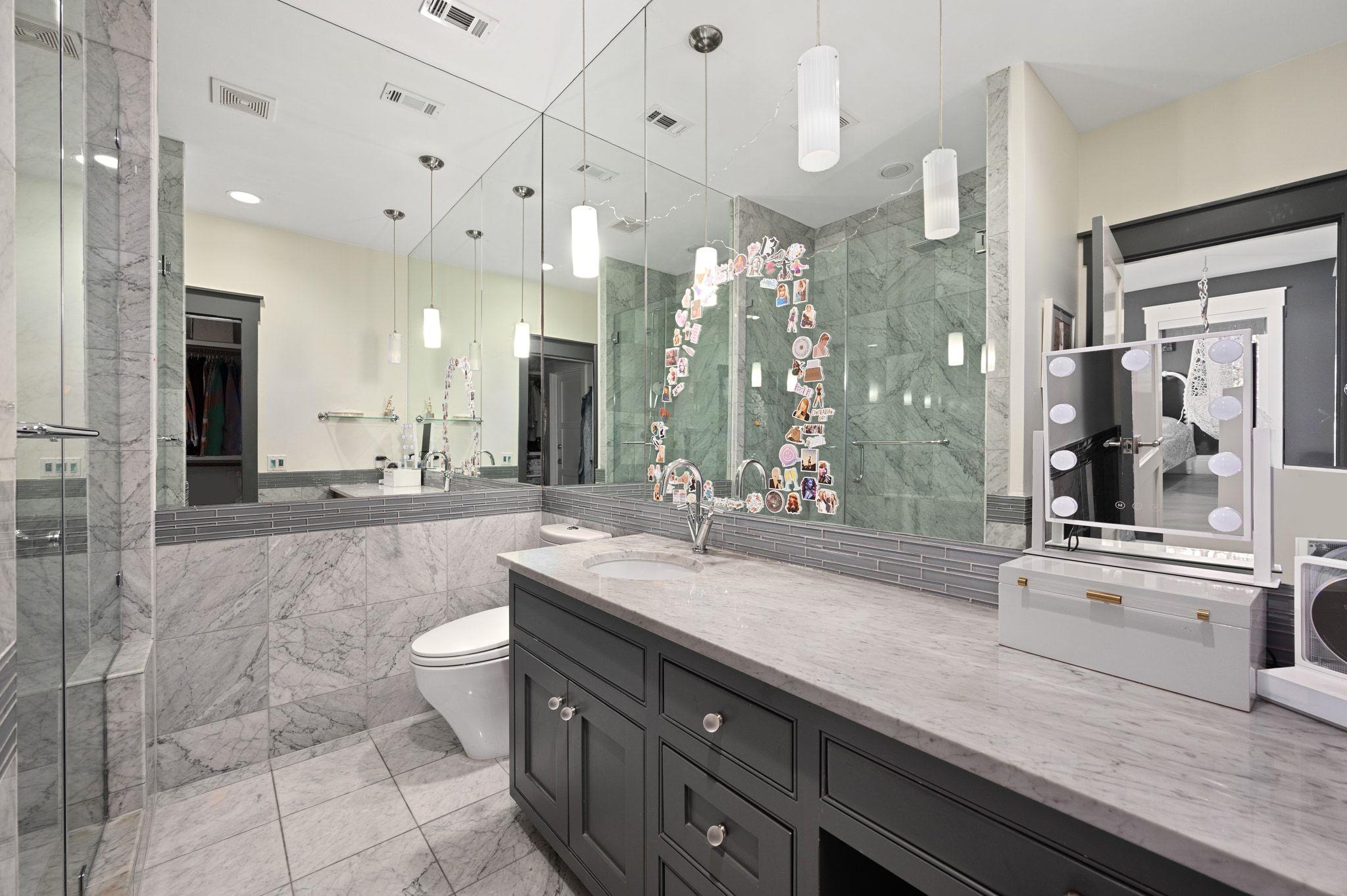 2406 Pemberton Pkwy, Austin, TX 78703