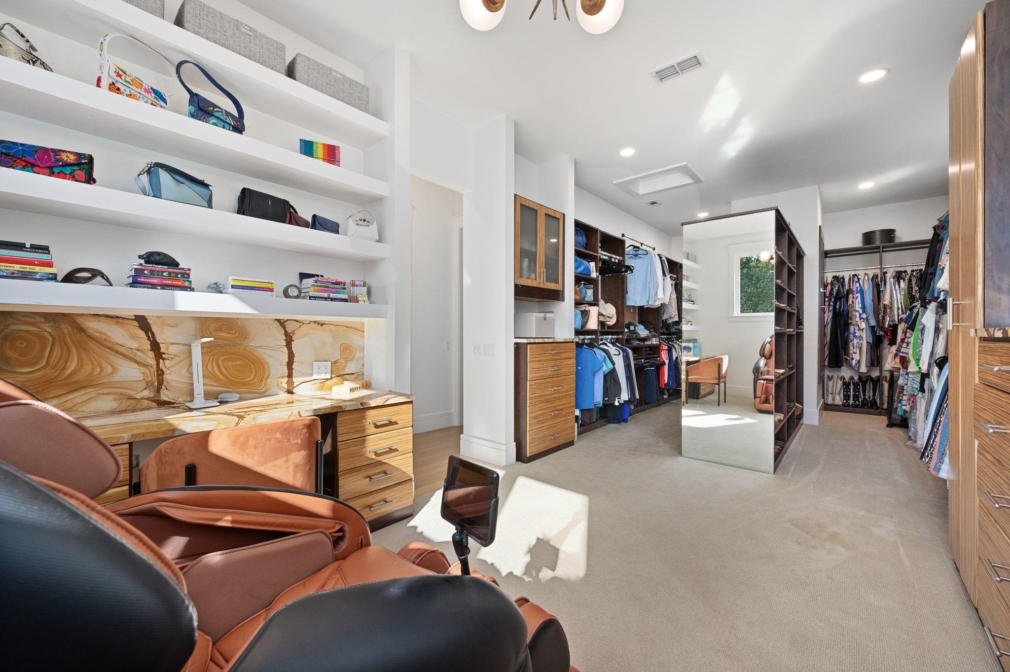 2406 Pemberton Pkwy, Austin, TX 78703