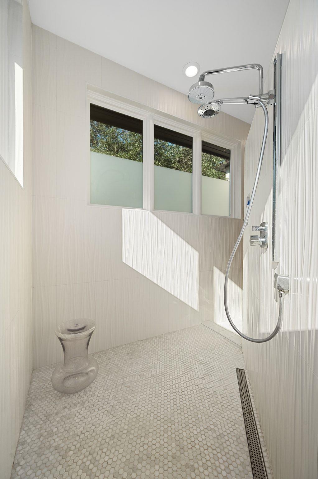 2406 Pemberton Pkwy, Austin, TX 78703