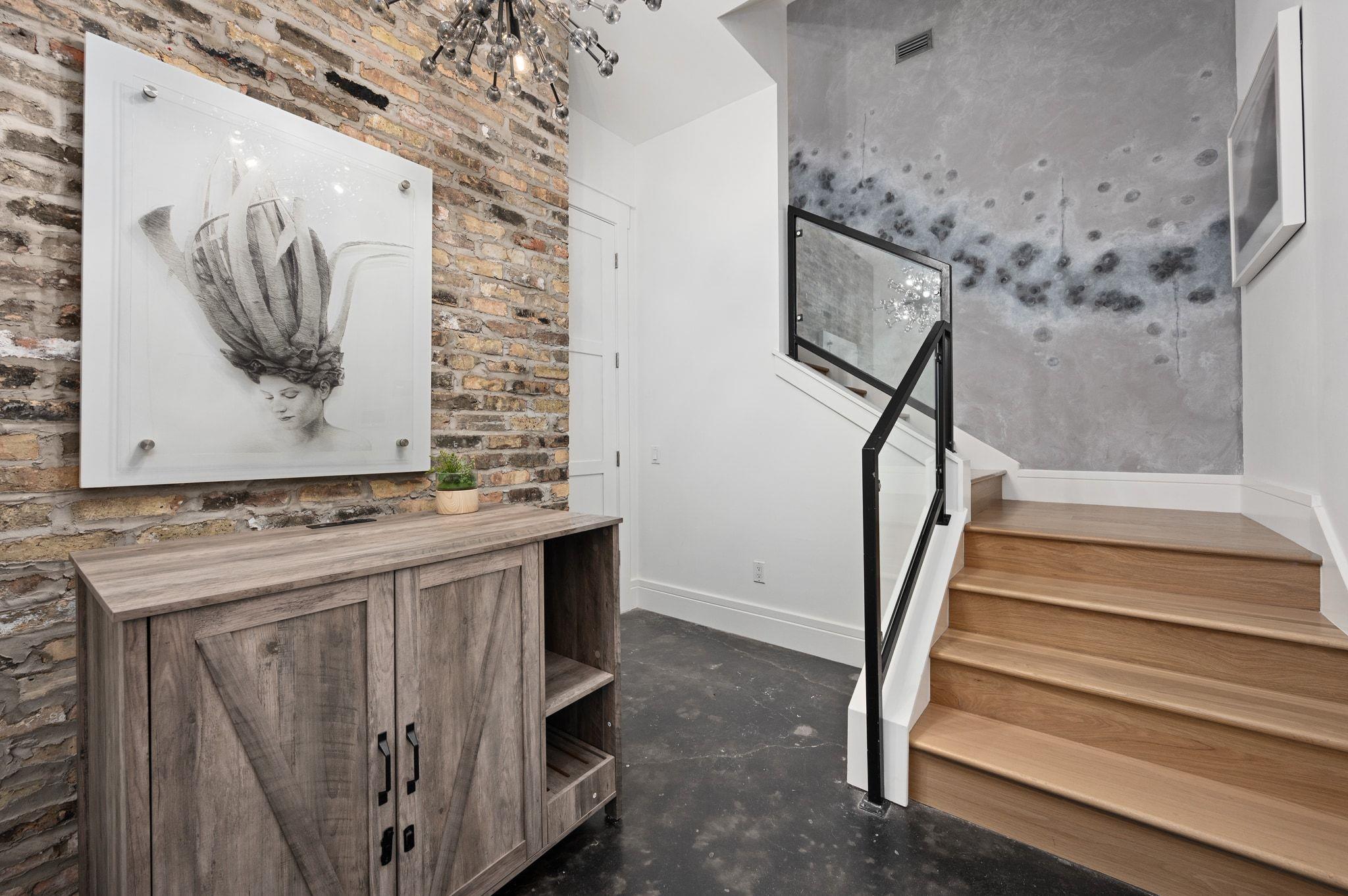 2406 Pemberton Pkwy, Austin, TX 78703