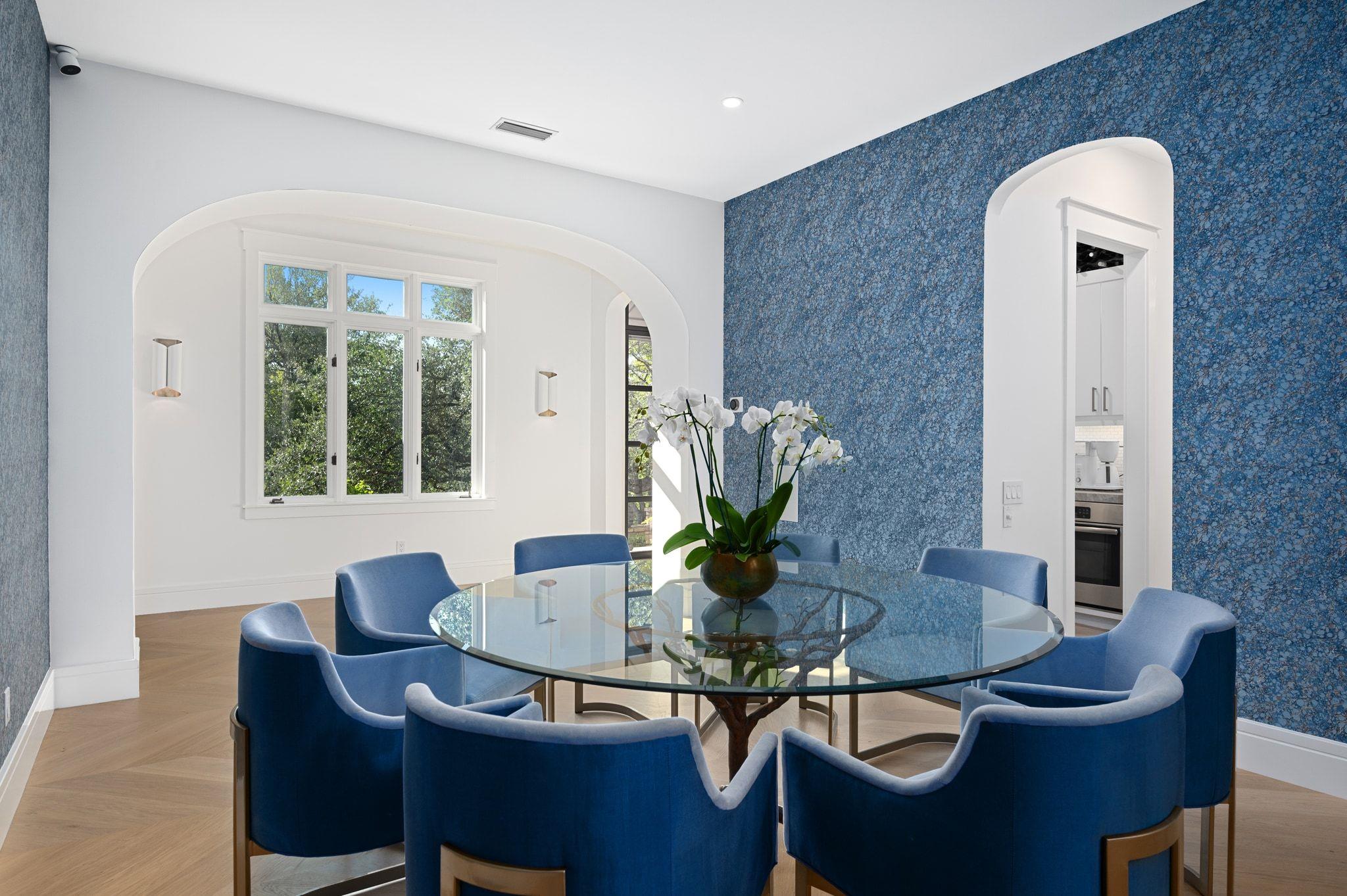 2406 Pemberton Pkwy, Austin, TX 78703