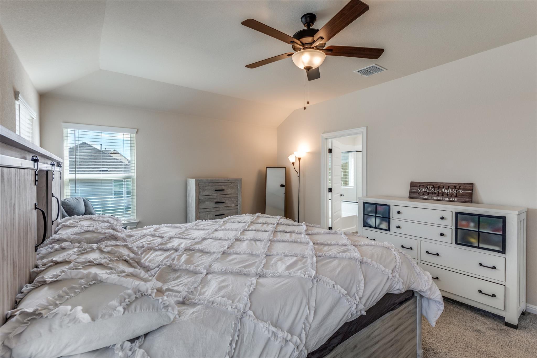 213 Sugar Cane Rd, Buda, TX 78610