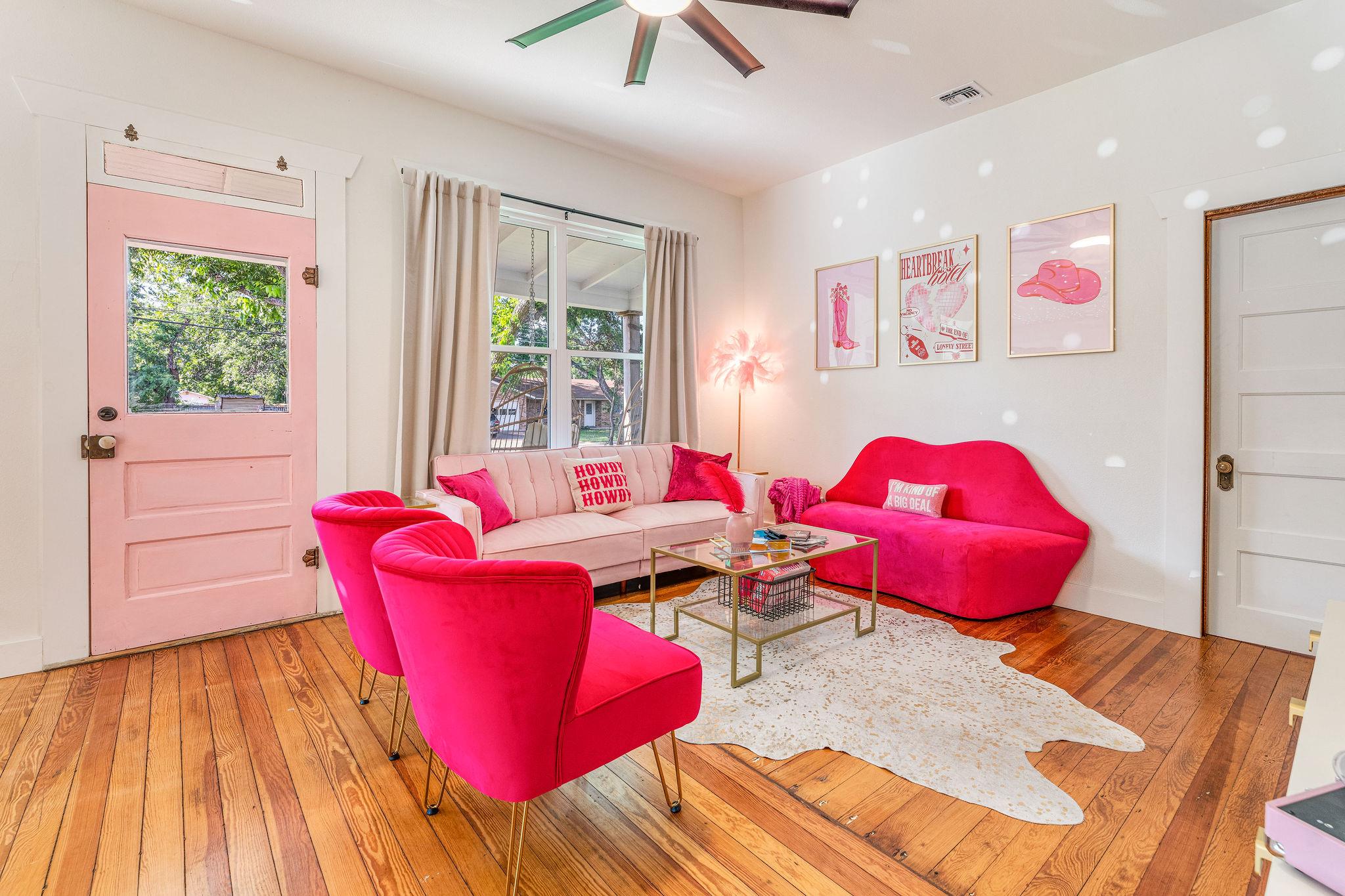 703 E Highway St, Fredericksburg, TX 78624