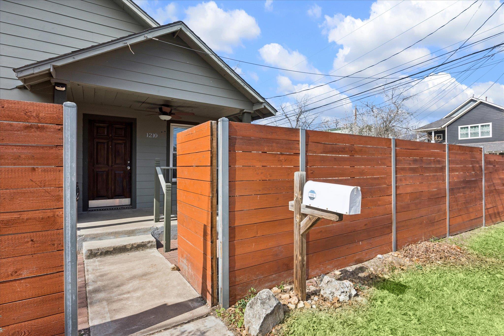 1210 Coleto St, Austin, TX 78702