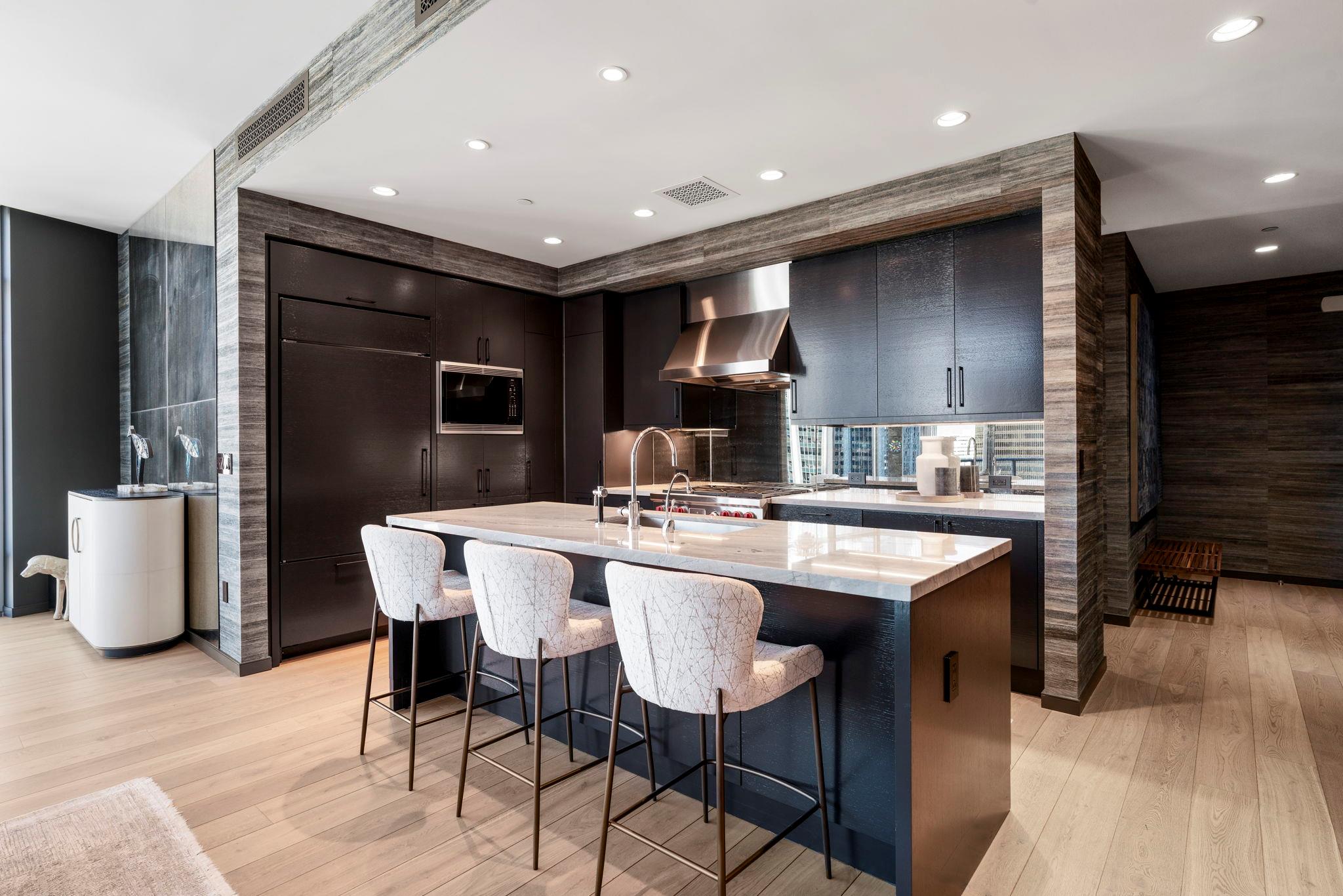 200 Congress Ave # 21D, Austin, TX 78701