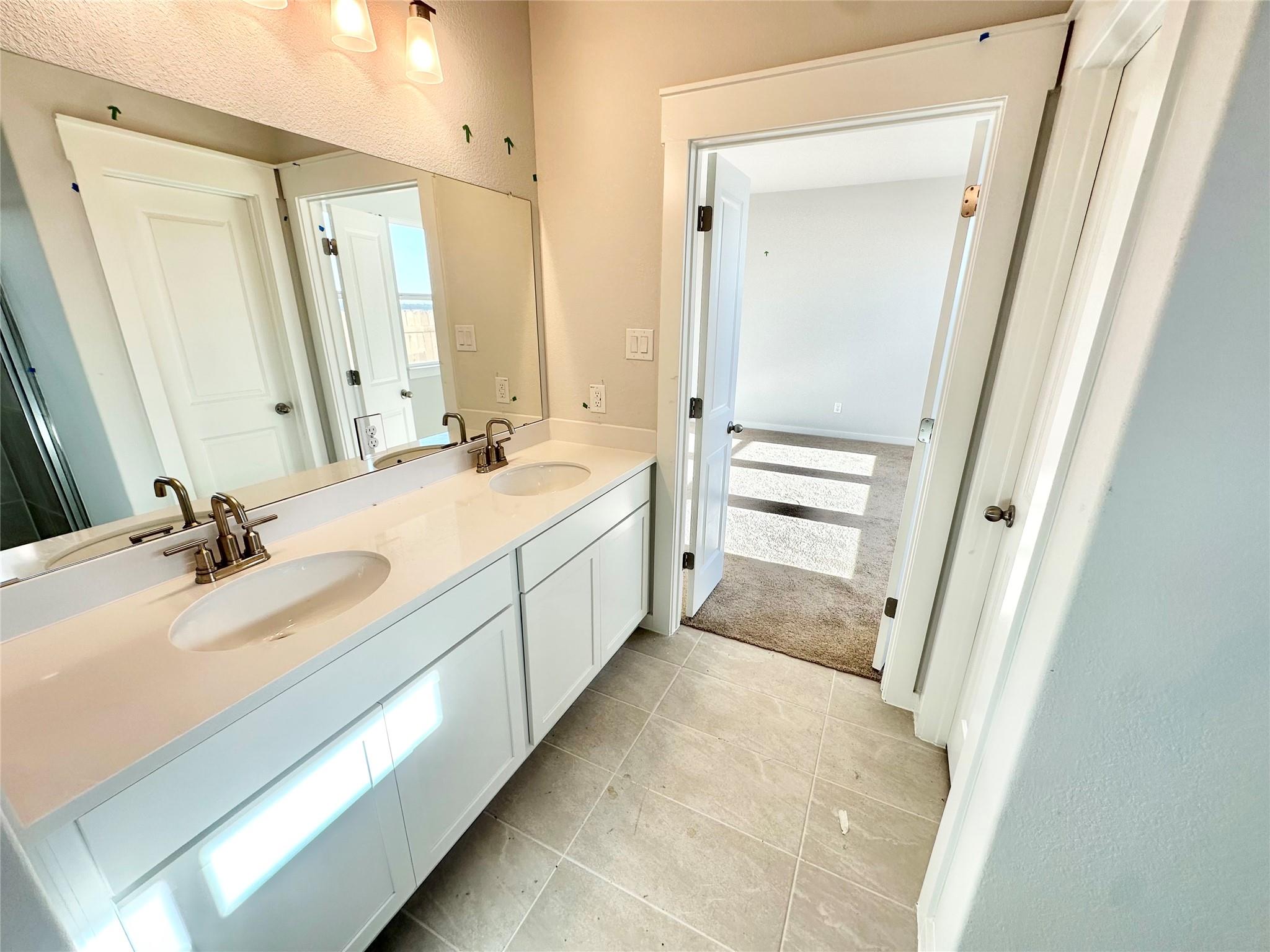 231 Bellie Ln, Kyle, TX 78640