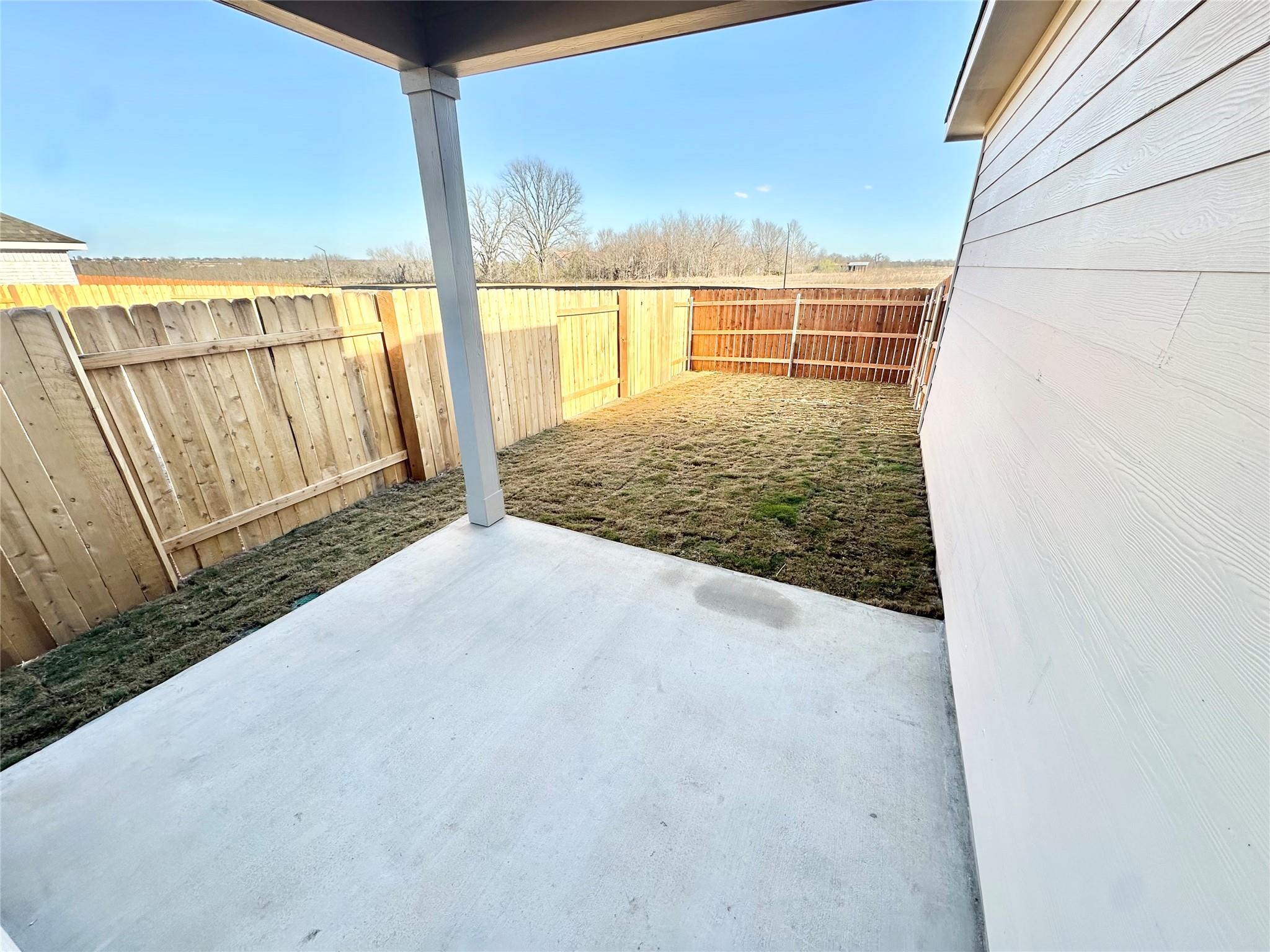 231 Bellie Ln, Kyle, TX 78640