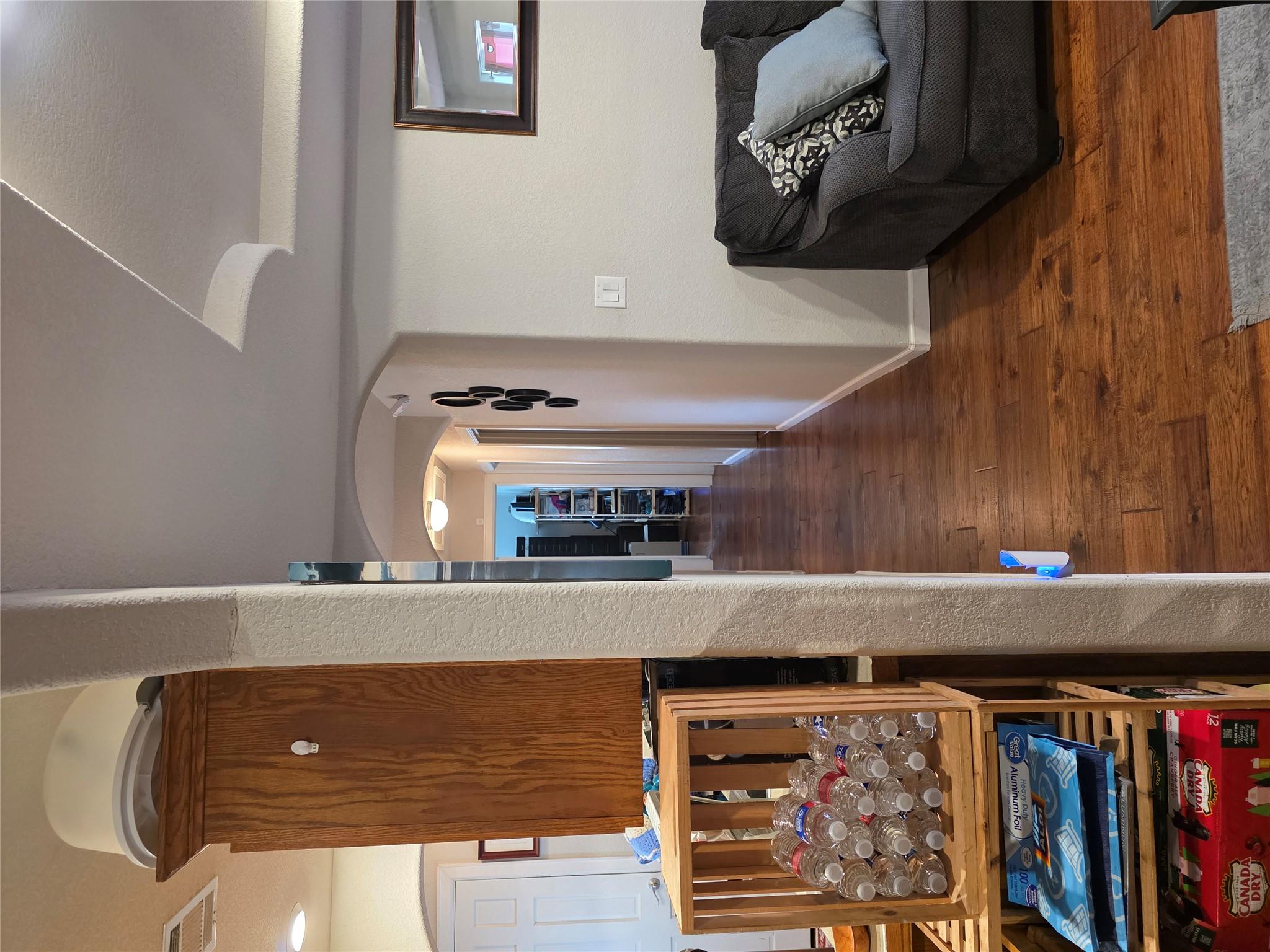 503 Mariposa St, Taylor, TX 76574