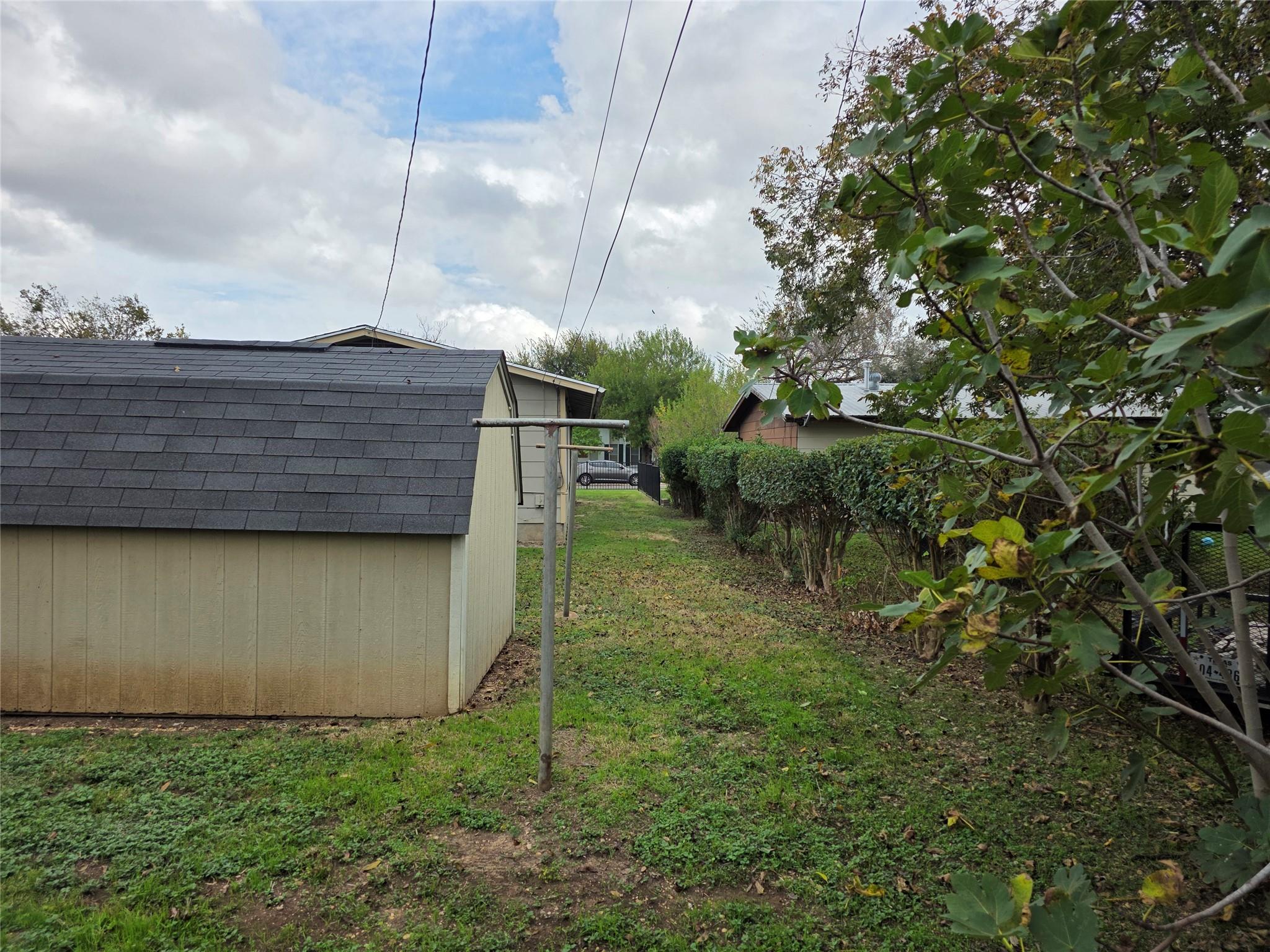 503 Mariposa St, Taylor, TX 76574