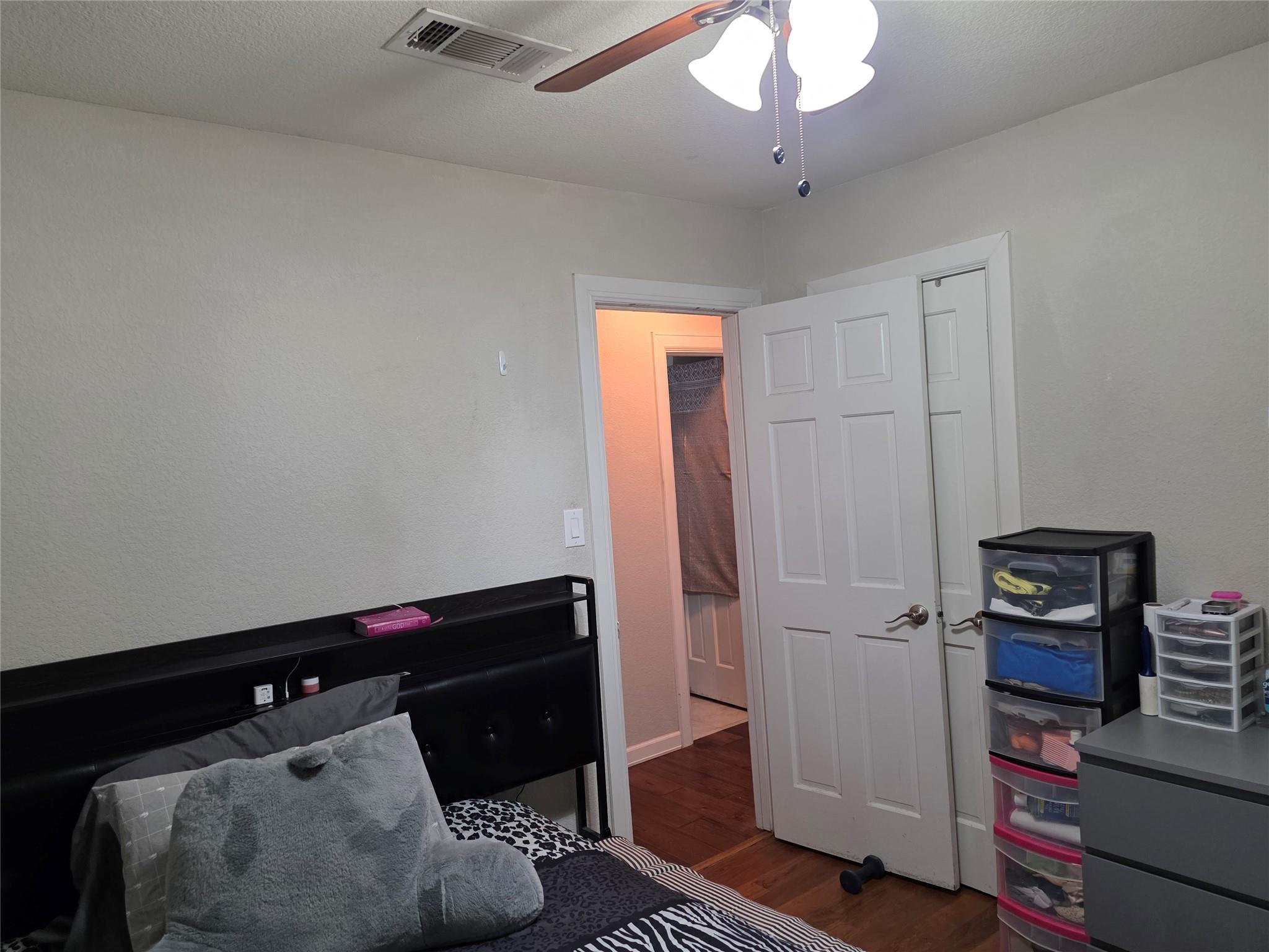 503 Mariposa St, Taylor, TX 76574