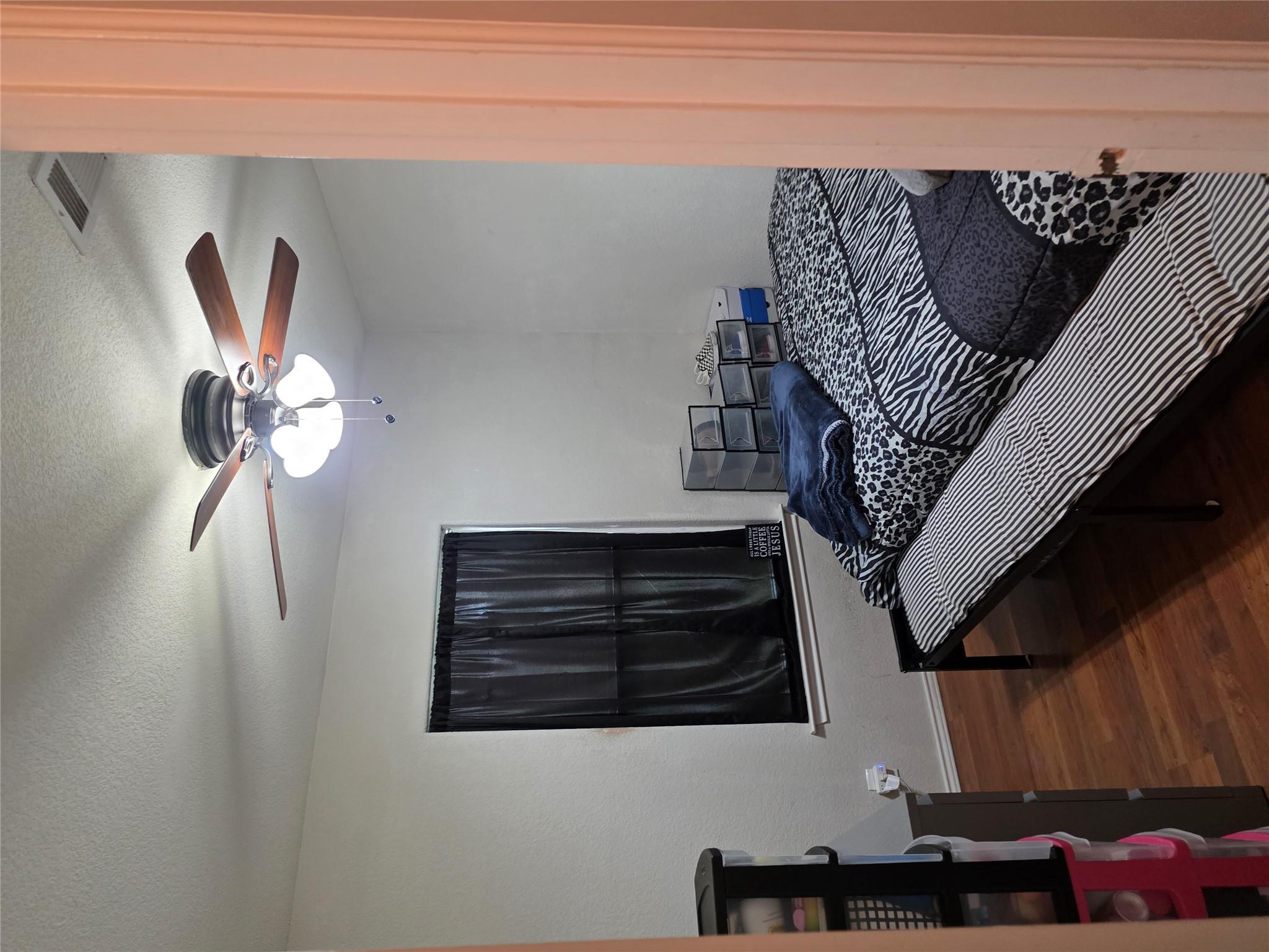 503 Mariposa St, Taylor, TX 76574