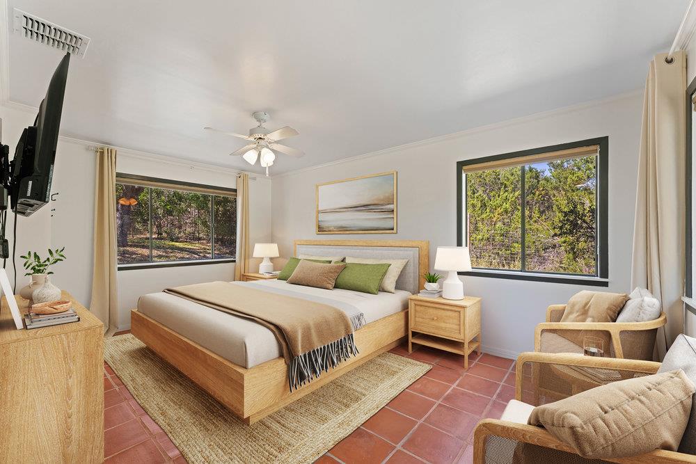 789 Barbara Dr, Canyon Lake, TX 78133