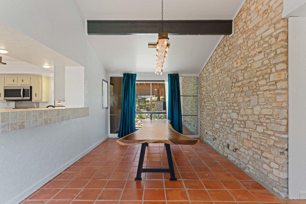 789 Barbara Dr, Canyon Lake, TX 78133