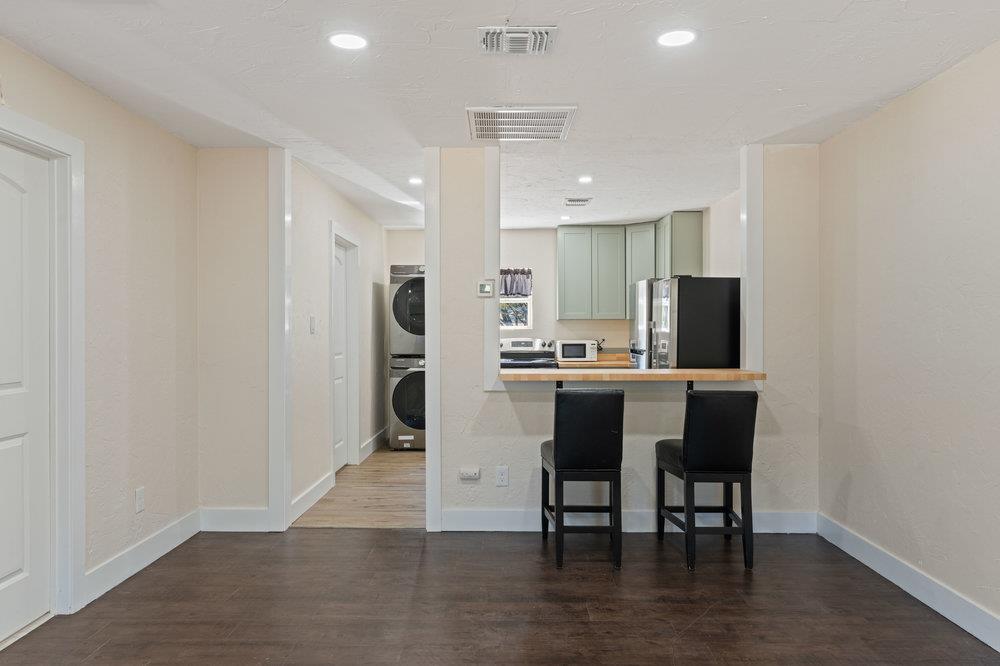 789 Barbara Dr, Canyon Lake, TX 78133