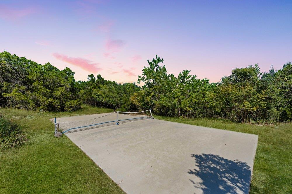 789 Barbara Dr, Canyon Lake, TX 78133