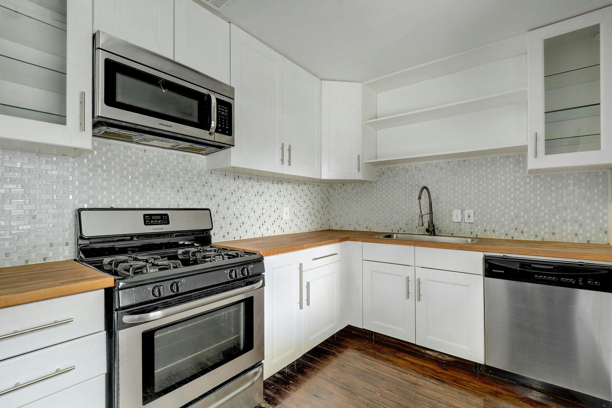 907 E 56th St, Austin, TX 78751