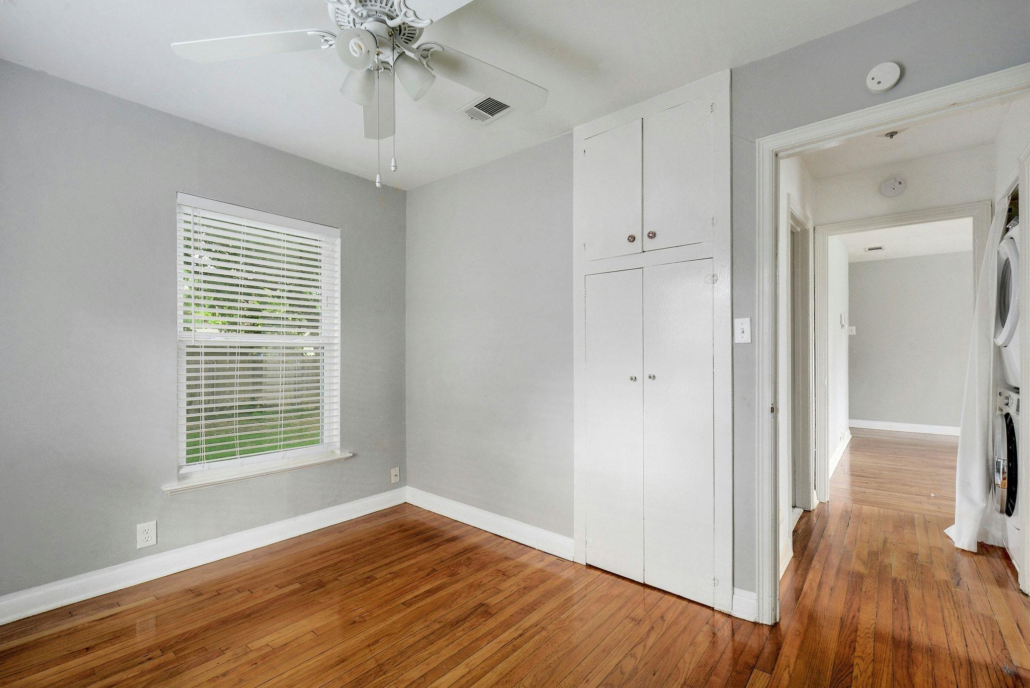 907 E 56th St, Austin, TX 78751