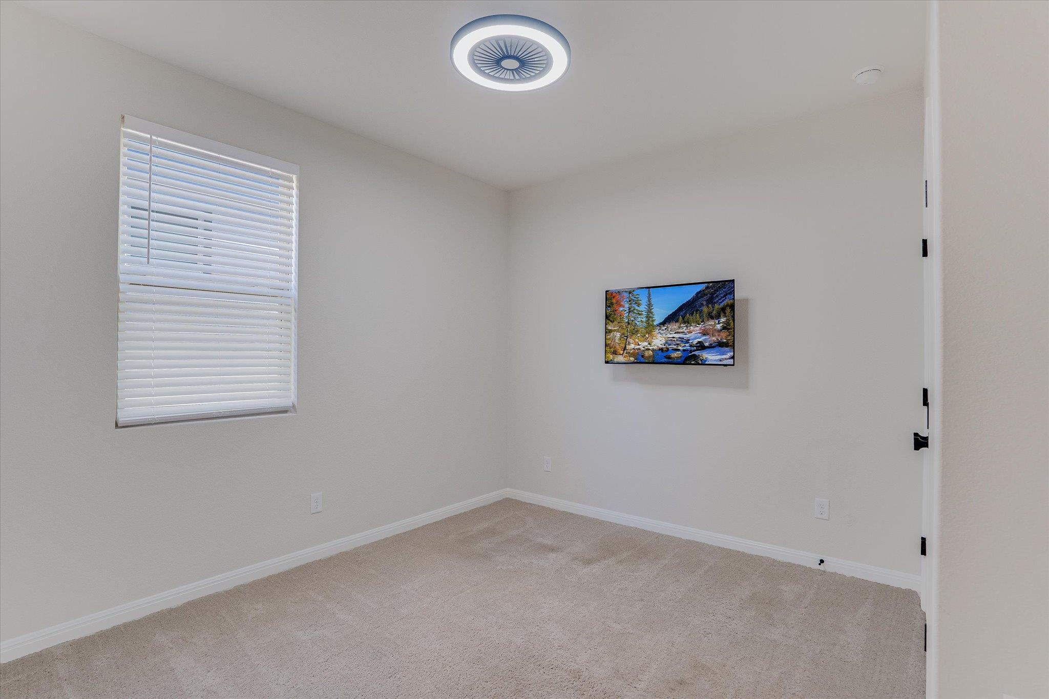 168 Kings Canyon Dr, Dripping Springs, TX 78620