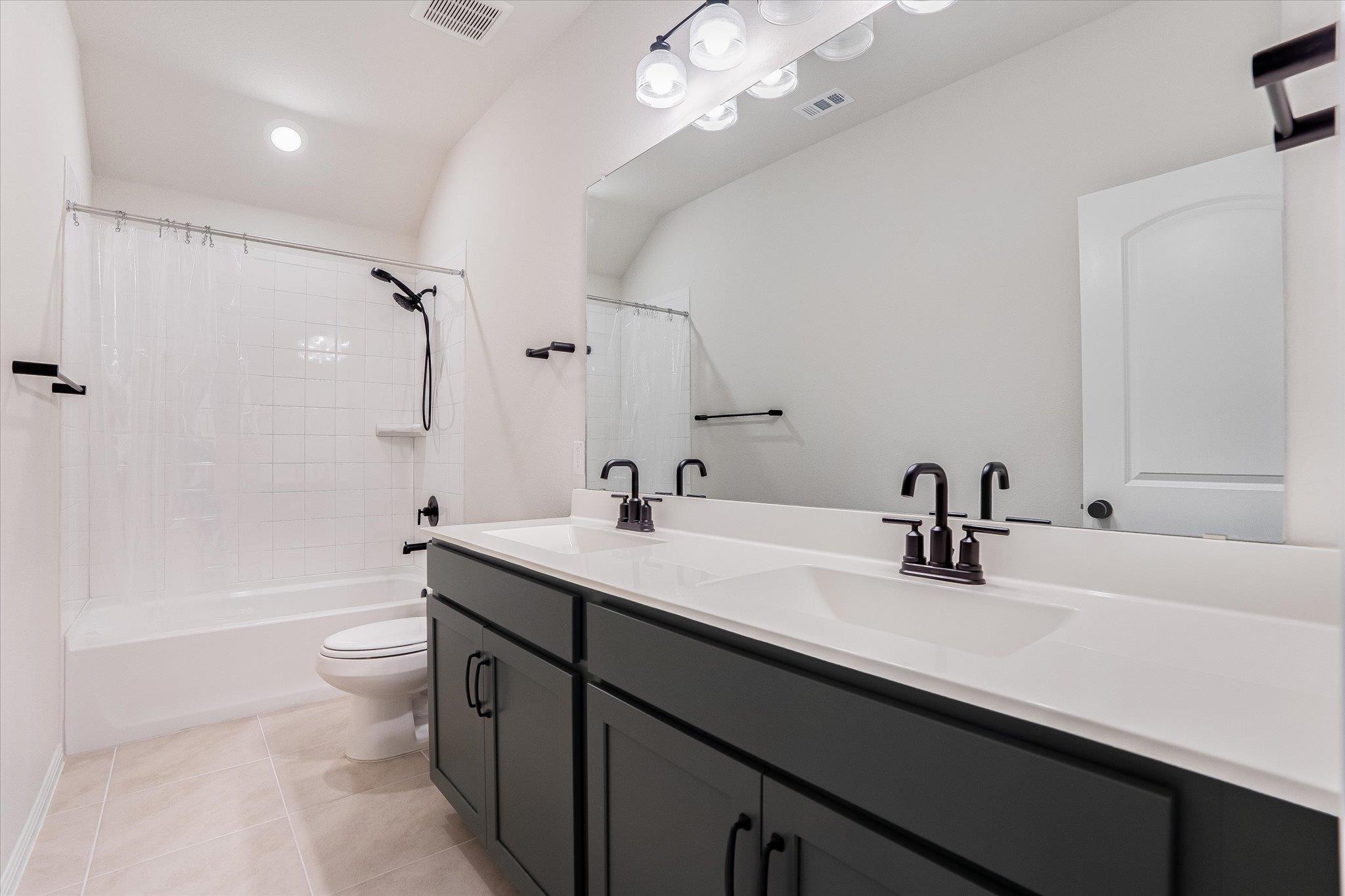 168 Kings Canyon Dr, Dripping Springs, TX 78620