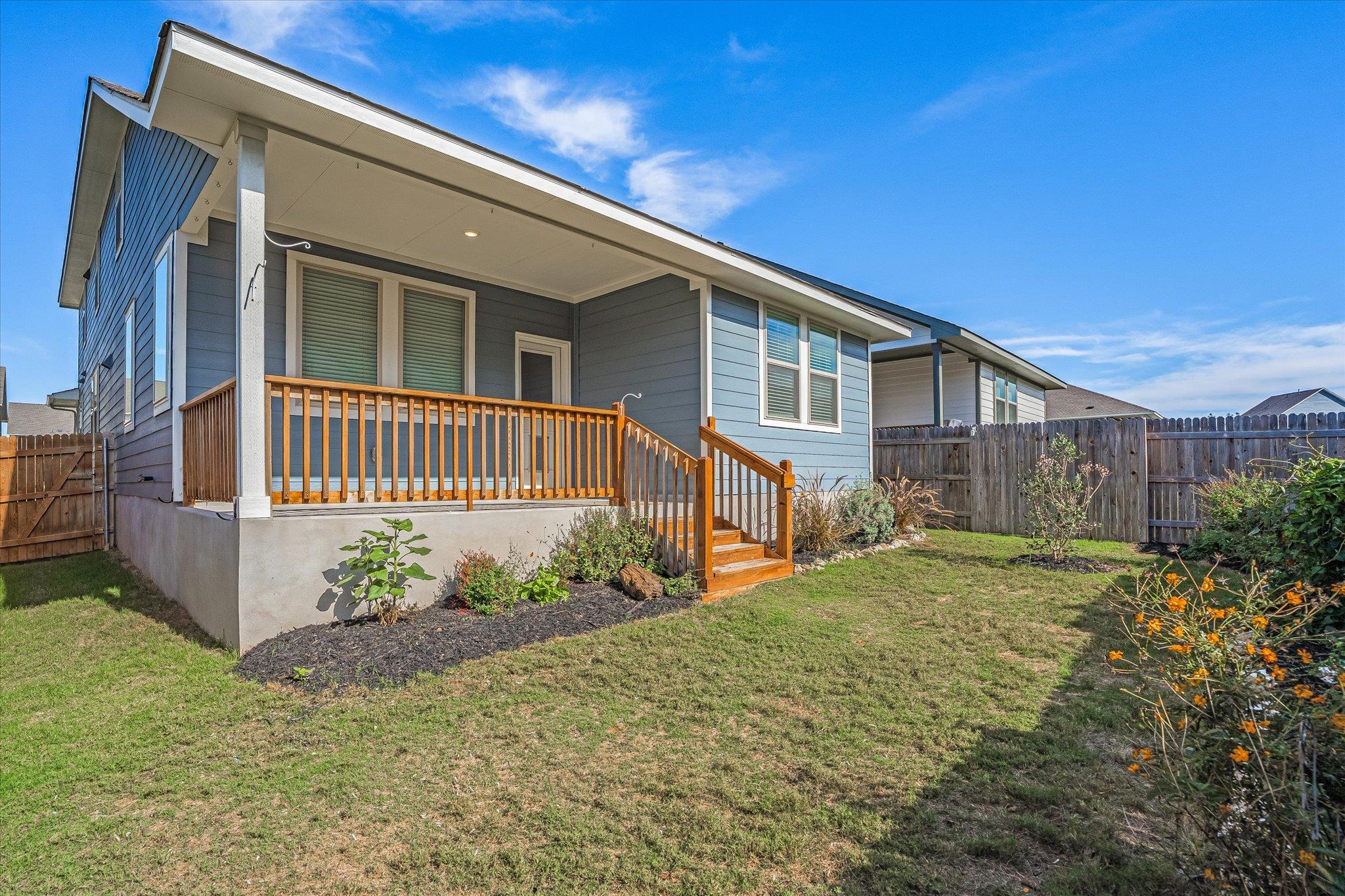 168 Kings Canyon Dr, Dripping Springs, TX 78620