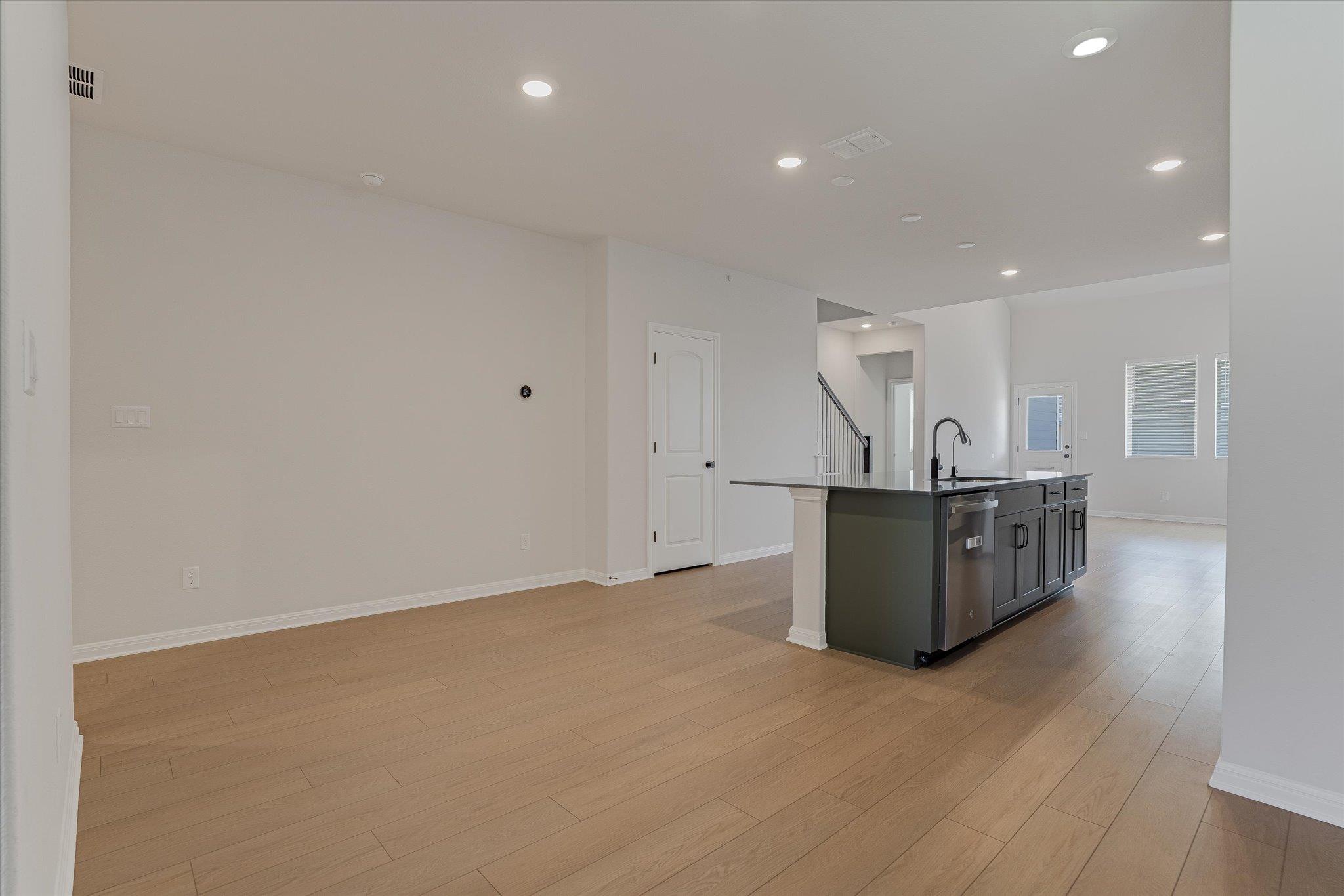 168 Kings Canyon Dr, Dripping Springs, TX 78620