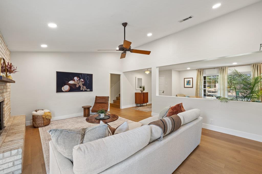 2401 Vassal Dr, Austin, TX 78748