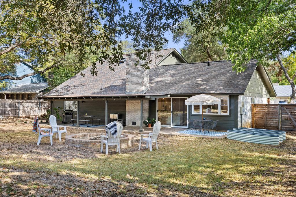 2401 Vassal Dr, Austin, TX 78748