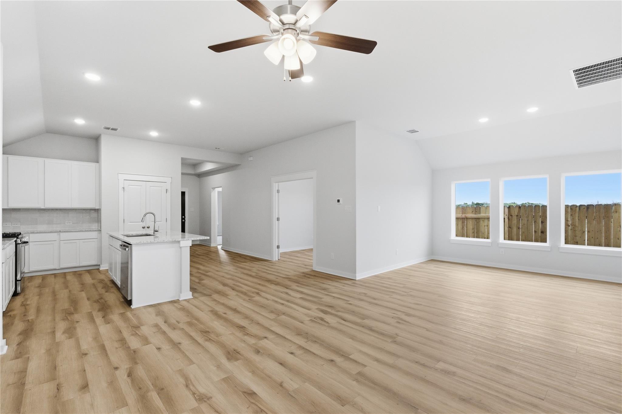 175 Bellie Ln, Kyle, TX 78640