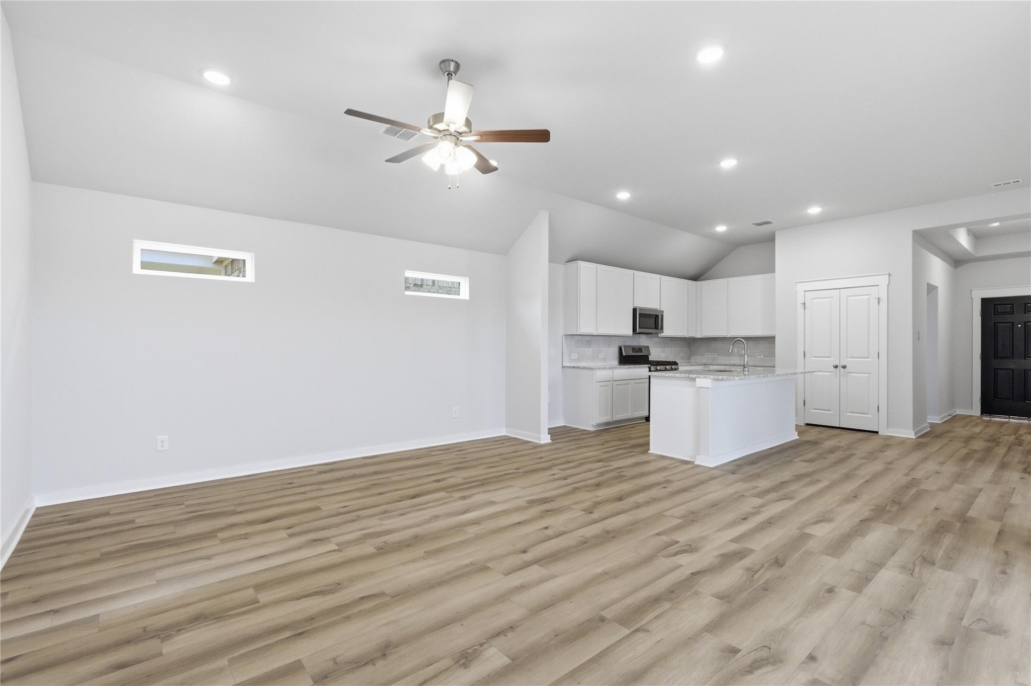 175 Bellie Ln, Kyle, TX 78640