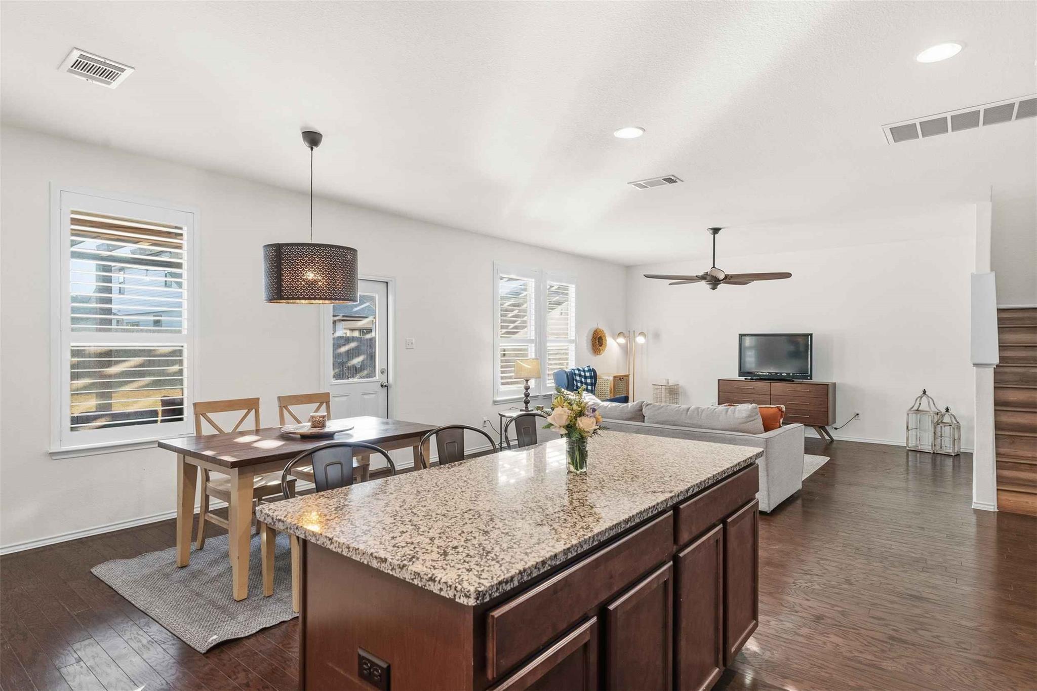 127 Russet Trl, Georgetown, TX 78628