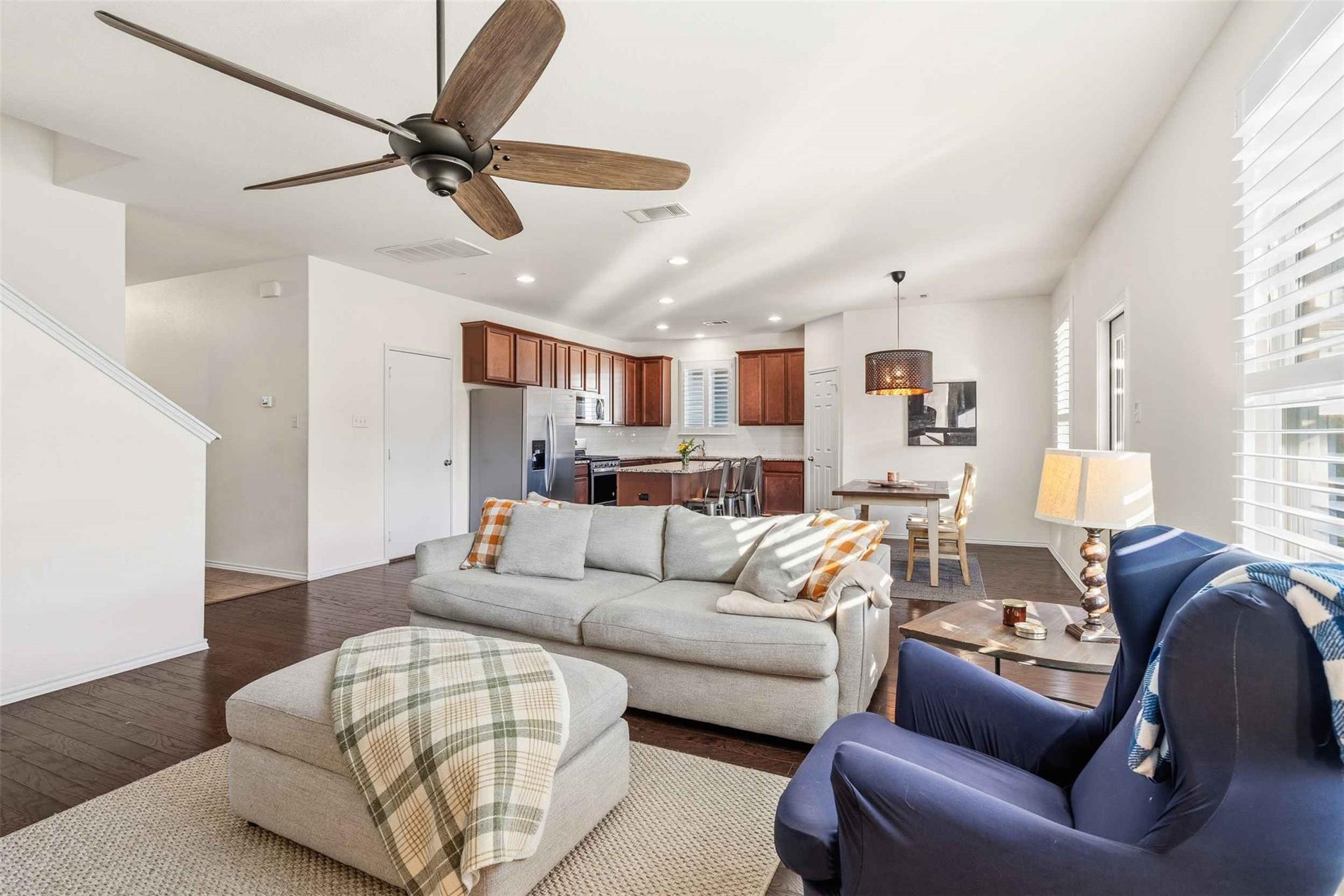 127 Russet Trl, Georgetown, TX 78628