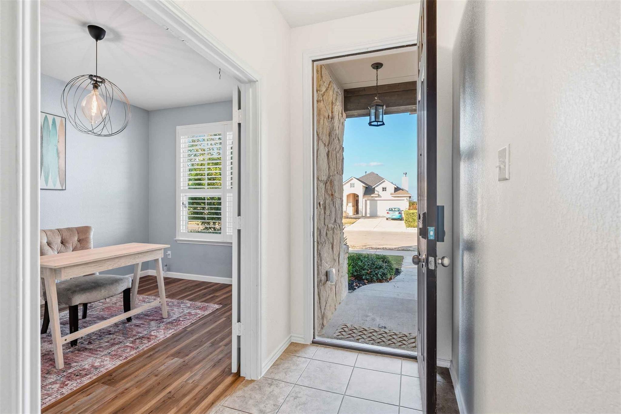 127 Russet Trl, Georgetown, TX 78628