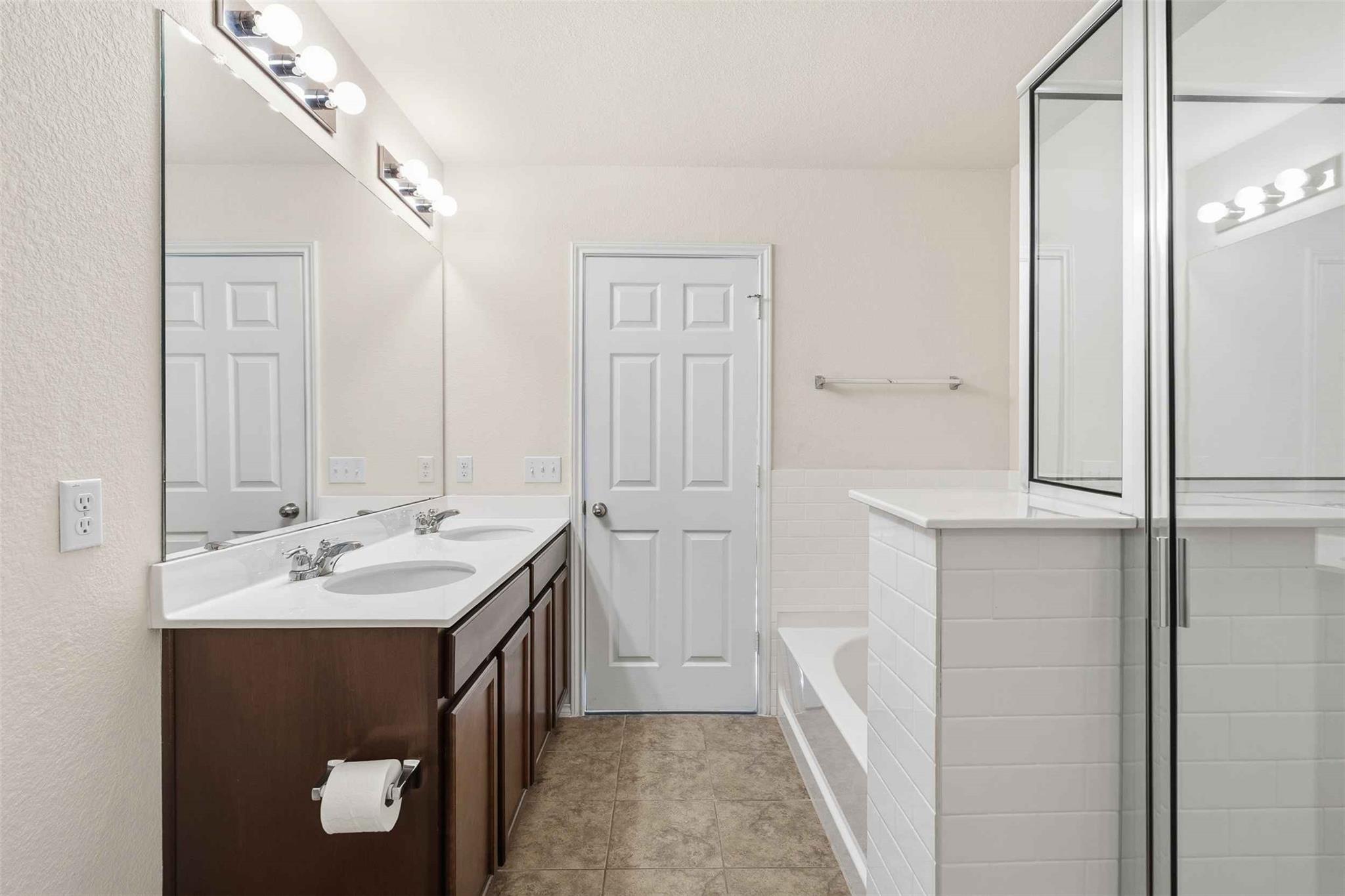 127 Russet Trl, Georgetown, TX 78628