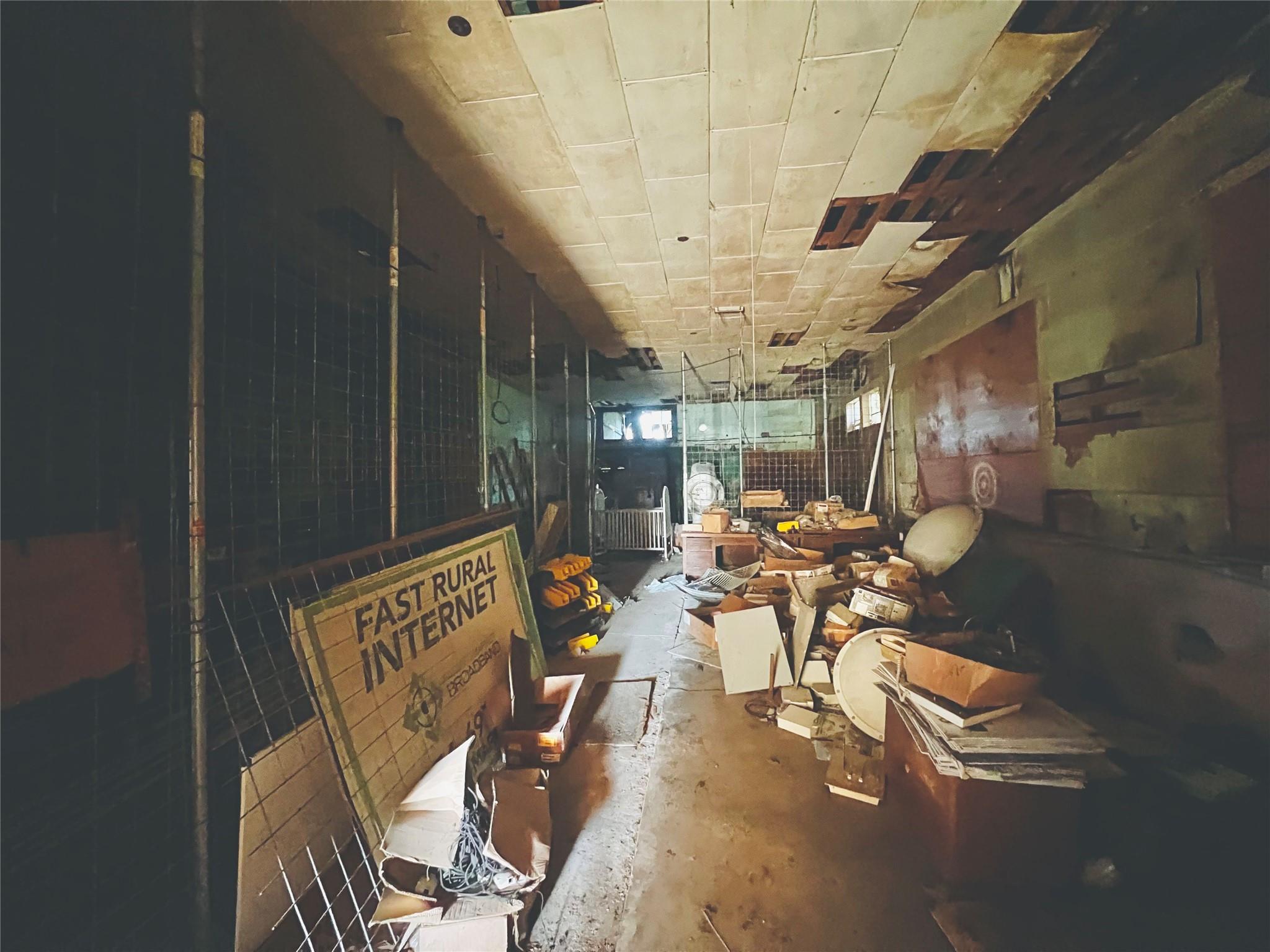 320 S College Ave, Cameron, TX 76520